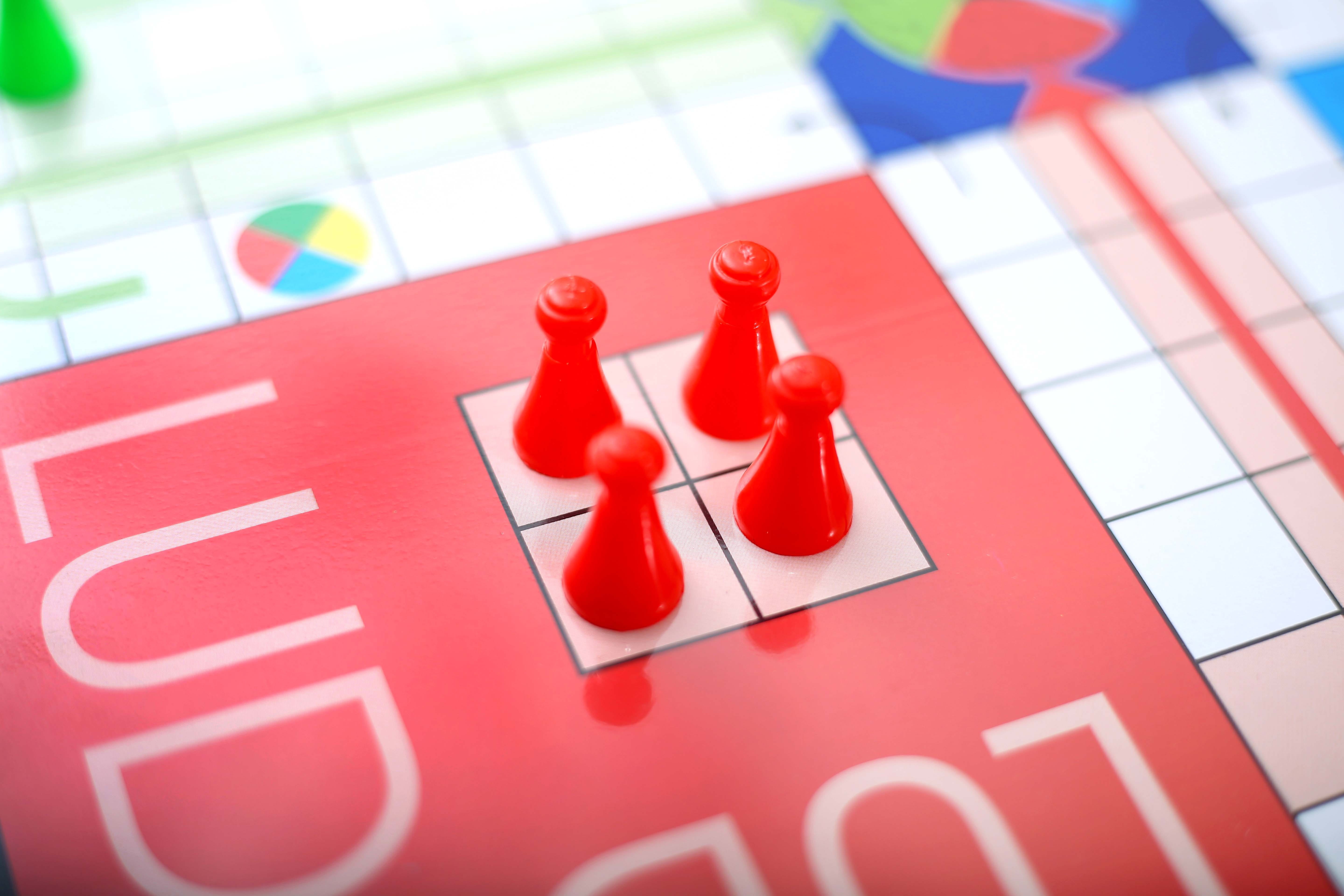 studio shot, winner, dice, no people, family, red, relaxation, table, selective focus, multi colored, pawn, tokens, communication, start, person, strategy, HD Wallpaper