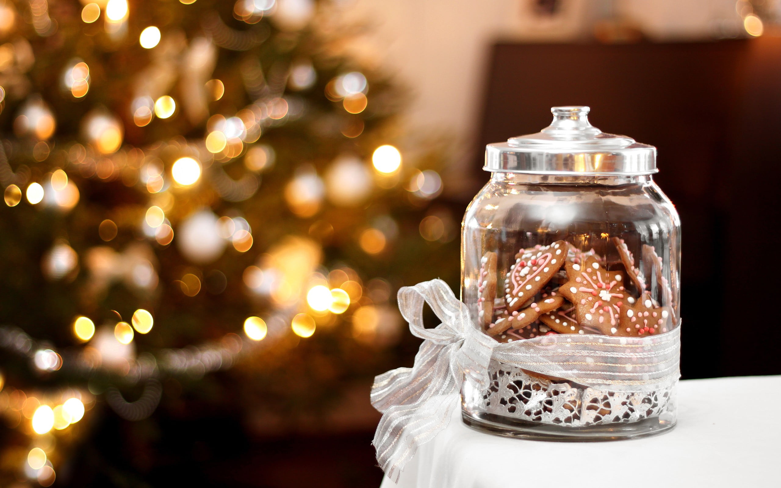 glass - material, sweet food, christmas ornament, temptation, christmas tree, table, decoration, cookies, no people, jar, sweet, New Year, lid, holiday, HD Wallpaper