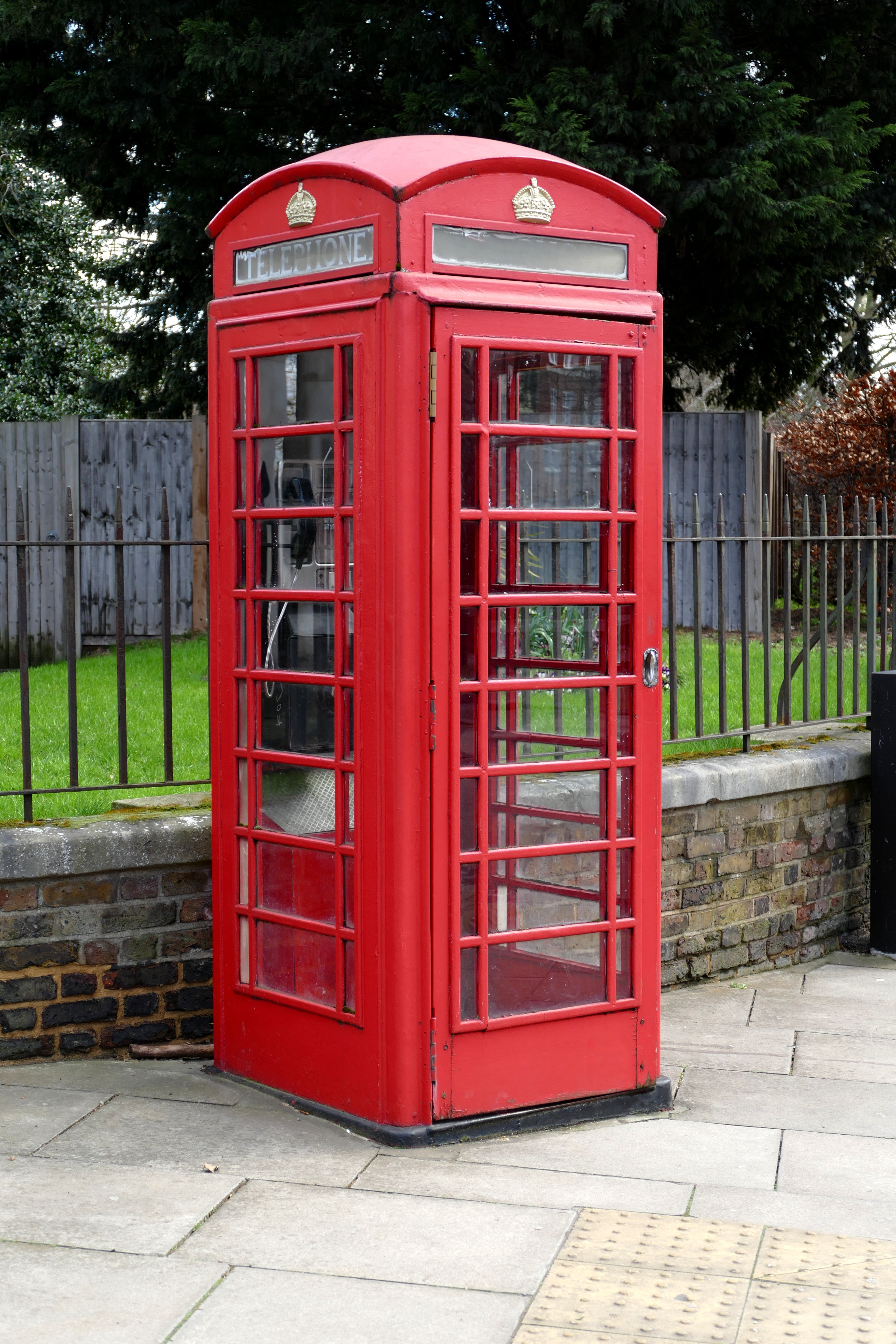 telephone Booth, footpath, communication, paving stone, street, plant, london - England, 5K, red, uK, no people, sidewalk, technology, old-fashioned, day, Phone HD Wallpaper