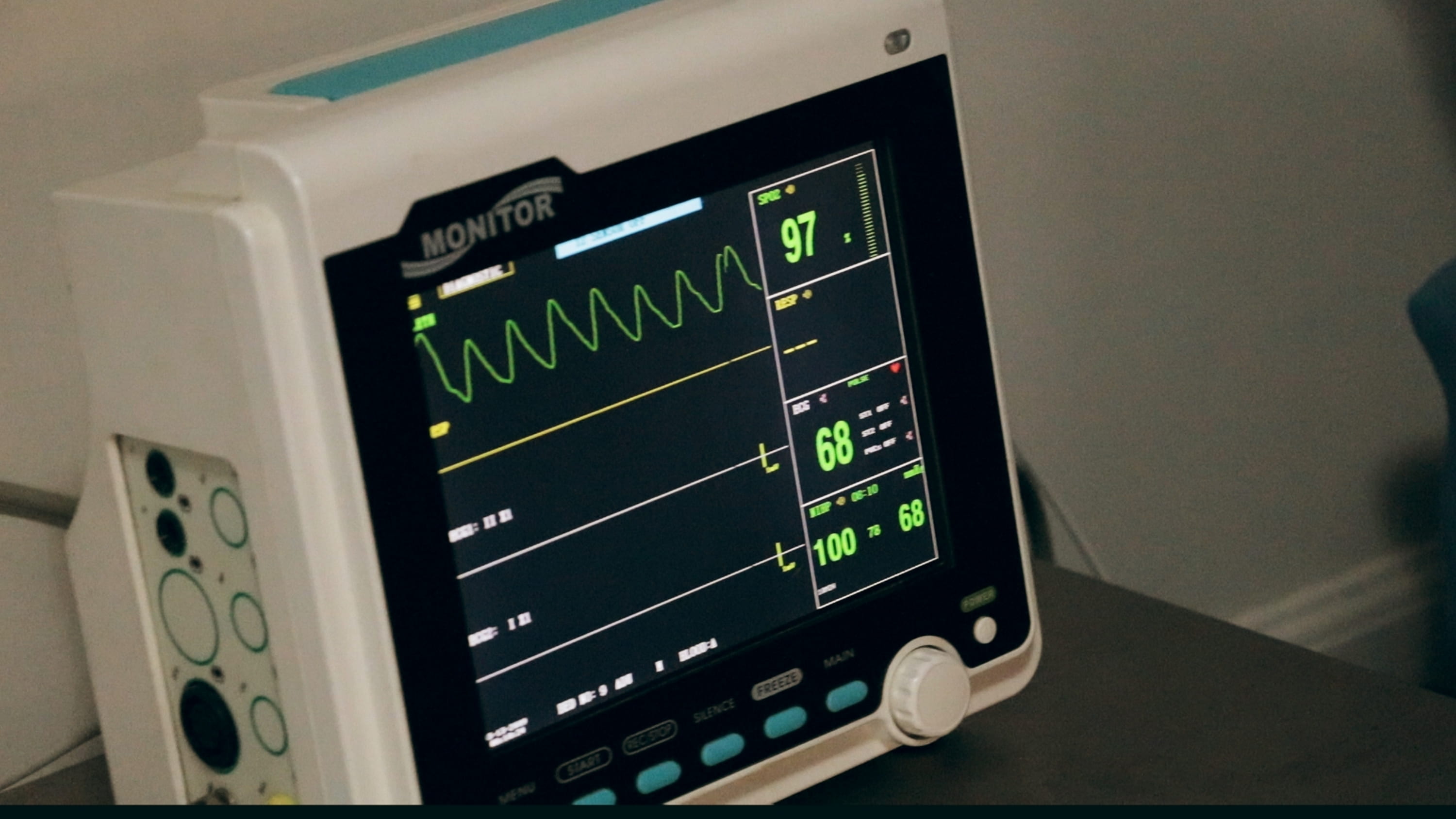 oscilloscope, digital, equipment, screen, text, board, healthcare and medicine, heart, white, display, single object, blackboard, no people, heart rate, HD Wallpaper