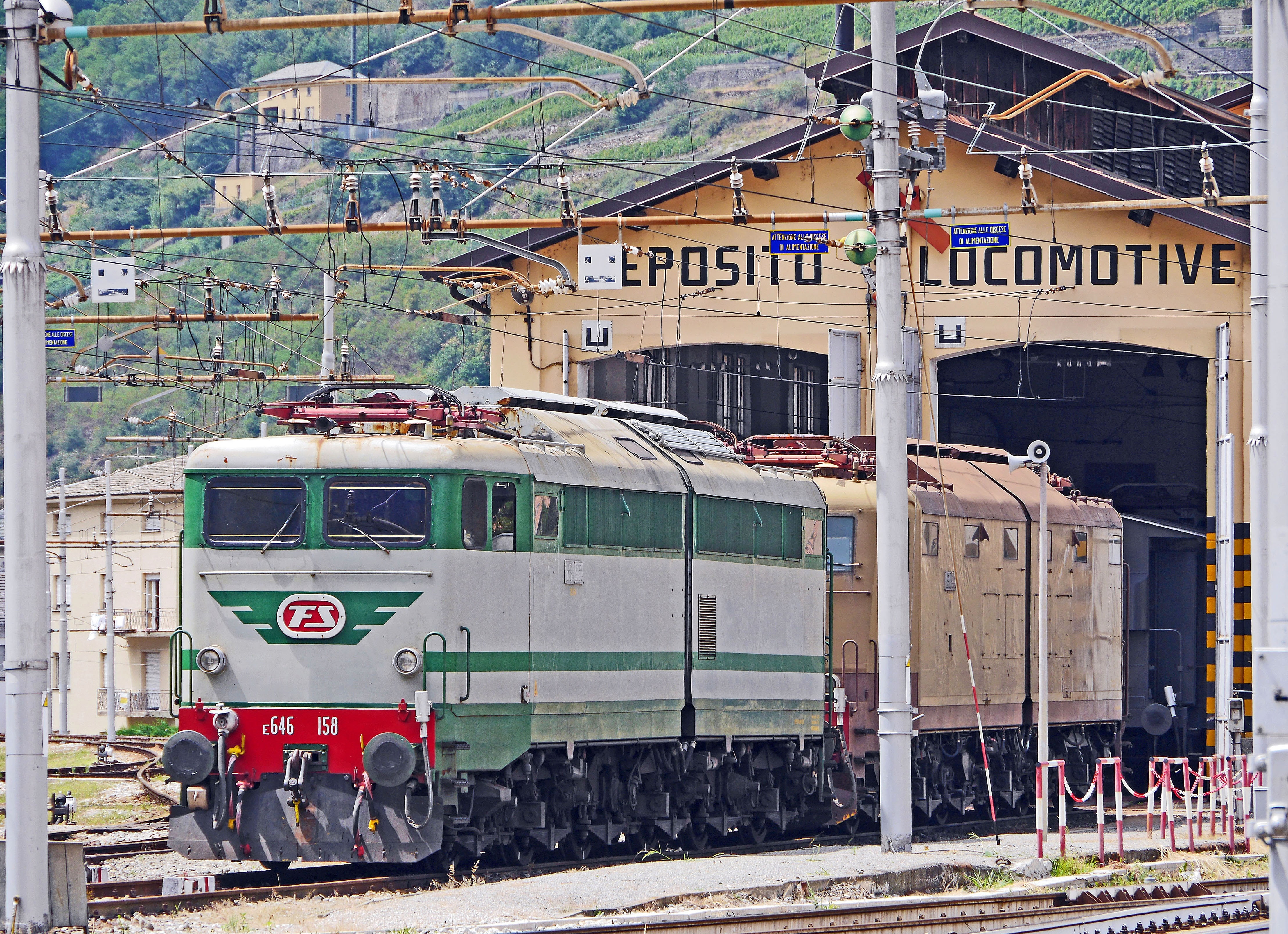 ferro stato italiana, trail, public transportation, electric locomotives, fs, transportation, lokdepot, museum, old locomotives, vehicle collection, tirano, HD Wallpaper