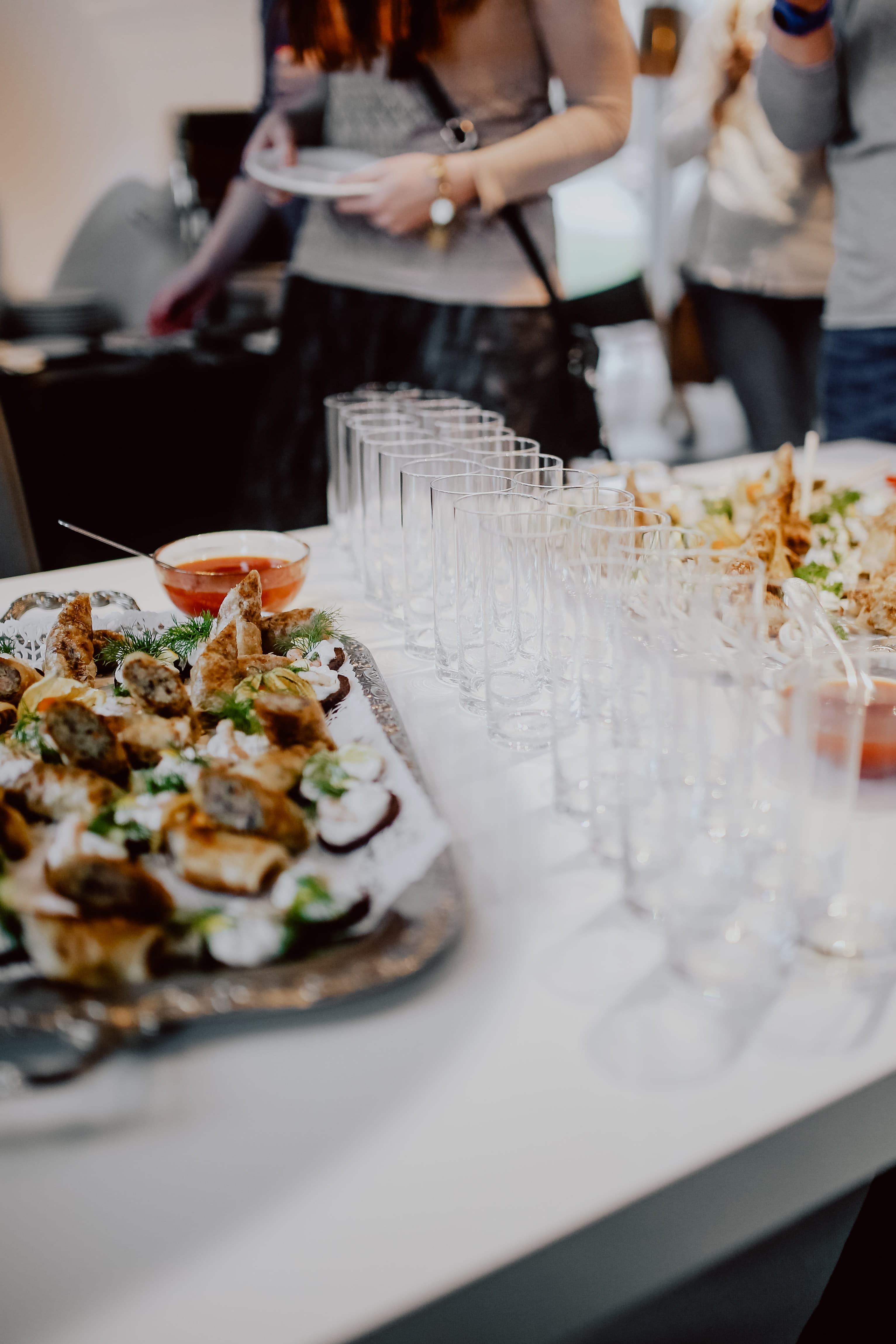 adult, food, brunch, table, asian, tray, catering, food and drink, lifestyles, group of people, event, dining, people, men, selective focus, indoors, restaurant, Phone HD Wallpaper