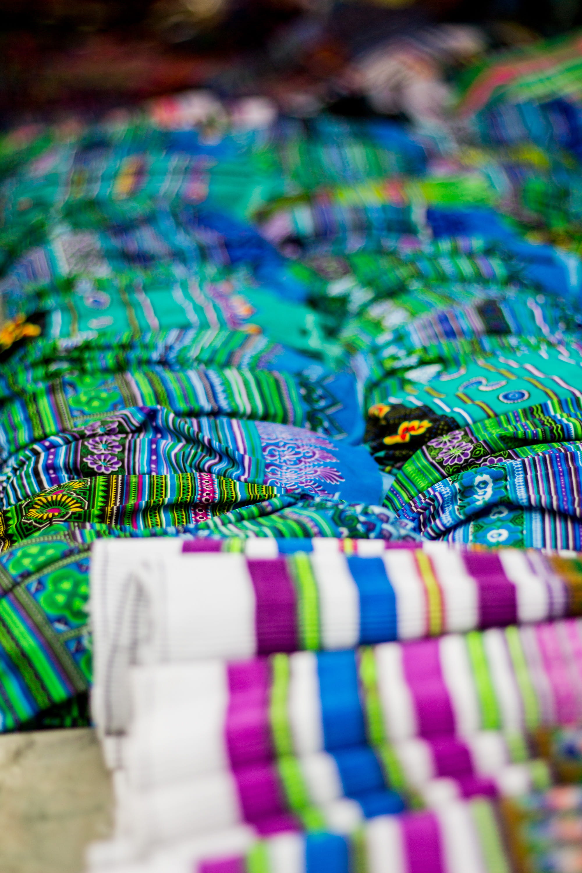 abundance, lot, patchwork, art and craft, ornate, close-up, cushion, texture, outdoors, creativity, gum, spiral, pattern, day, large group of objects, choice, Phone HD Wallpaper