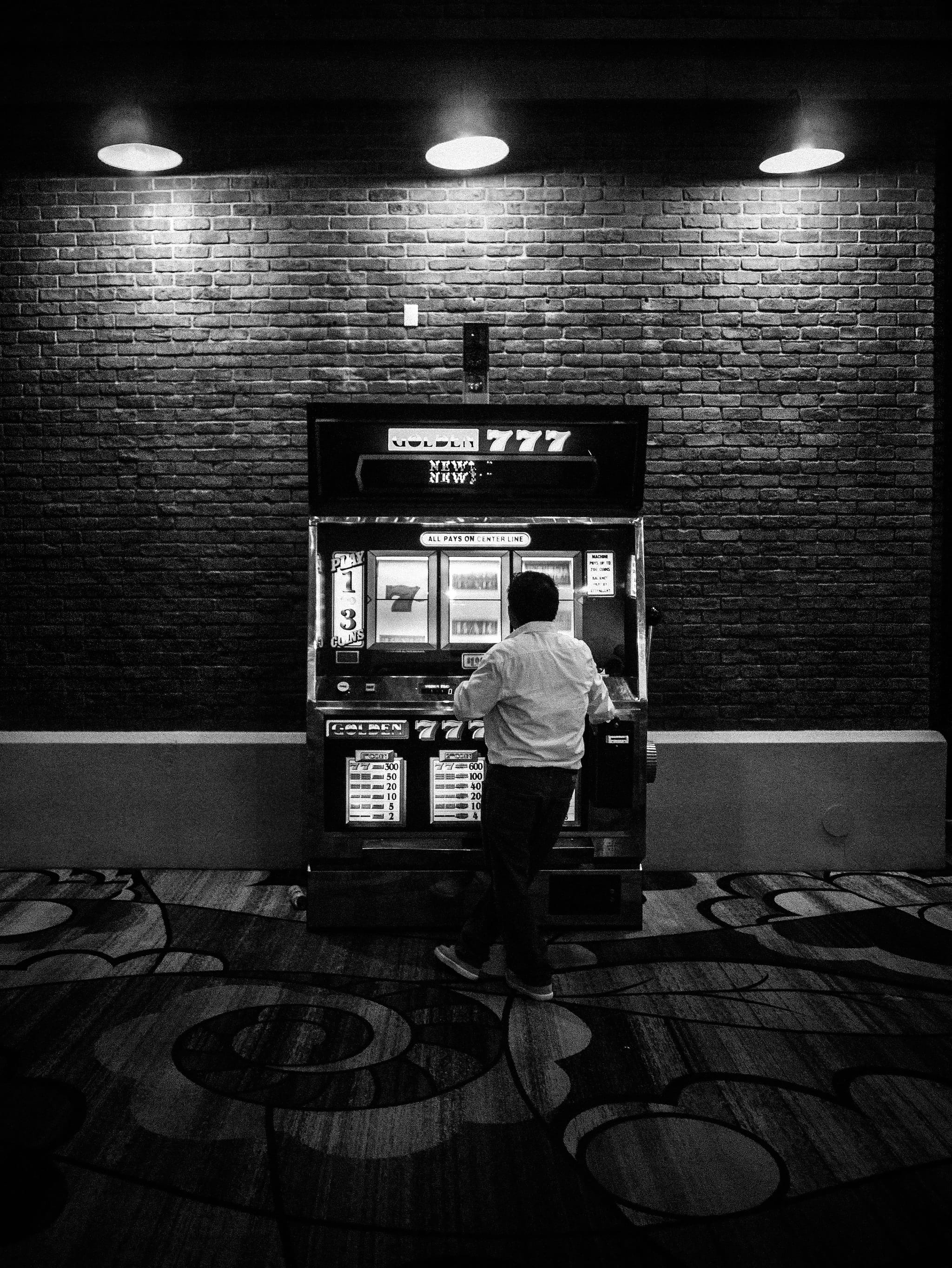full length, casual clothing, slot machine, architecture, night, standing, real people, men, rear view, luck, illuminated, lighting equipment, built structure, Phone HD Wallpaper