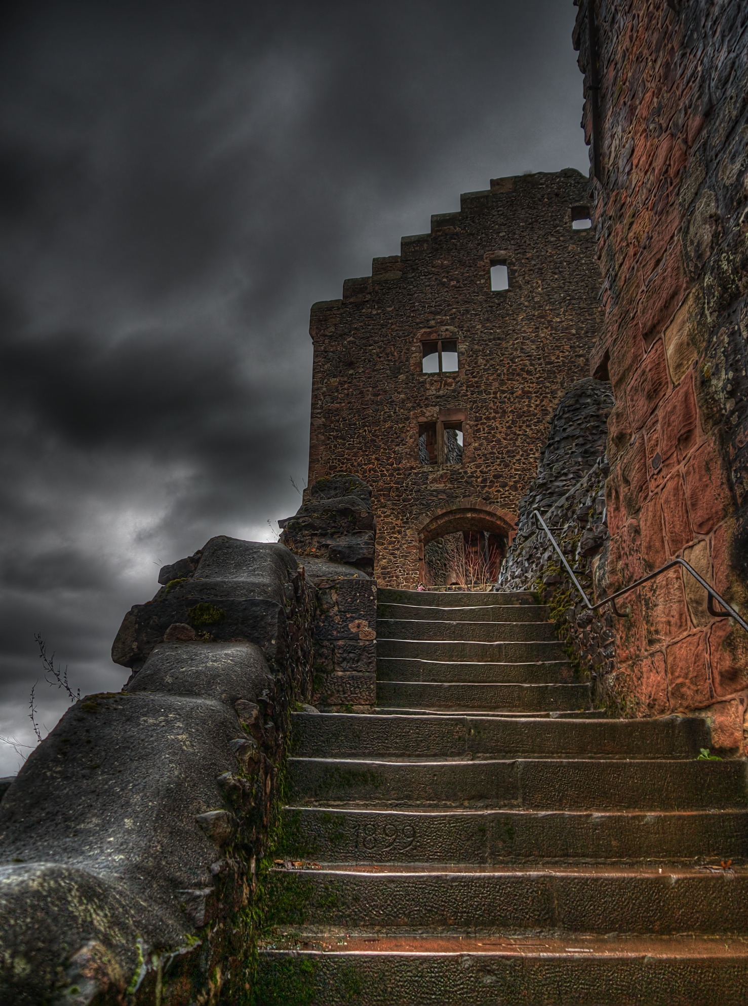 stair, landmark, steps and staircases, knights castle, middle ages, places of interest, concrete, building, ruined, castle, old castle, ancient, low angle view, Phone HD Wallpaper