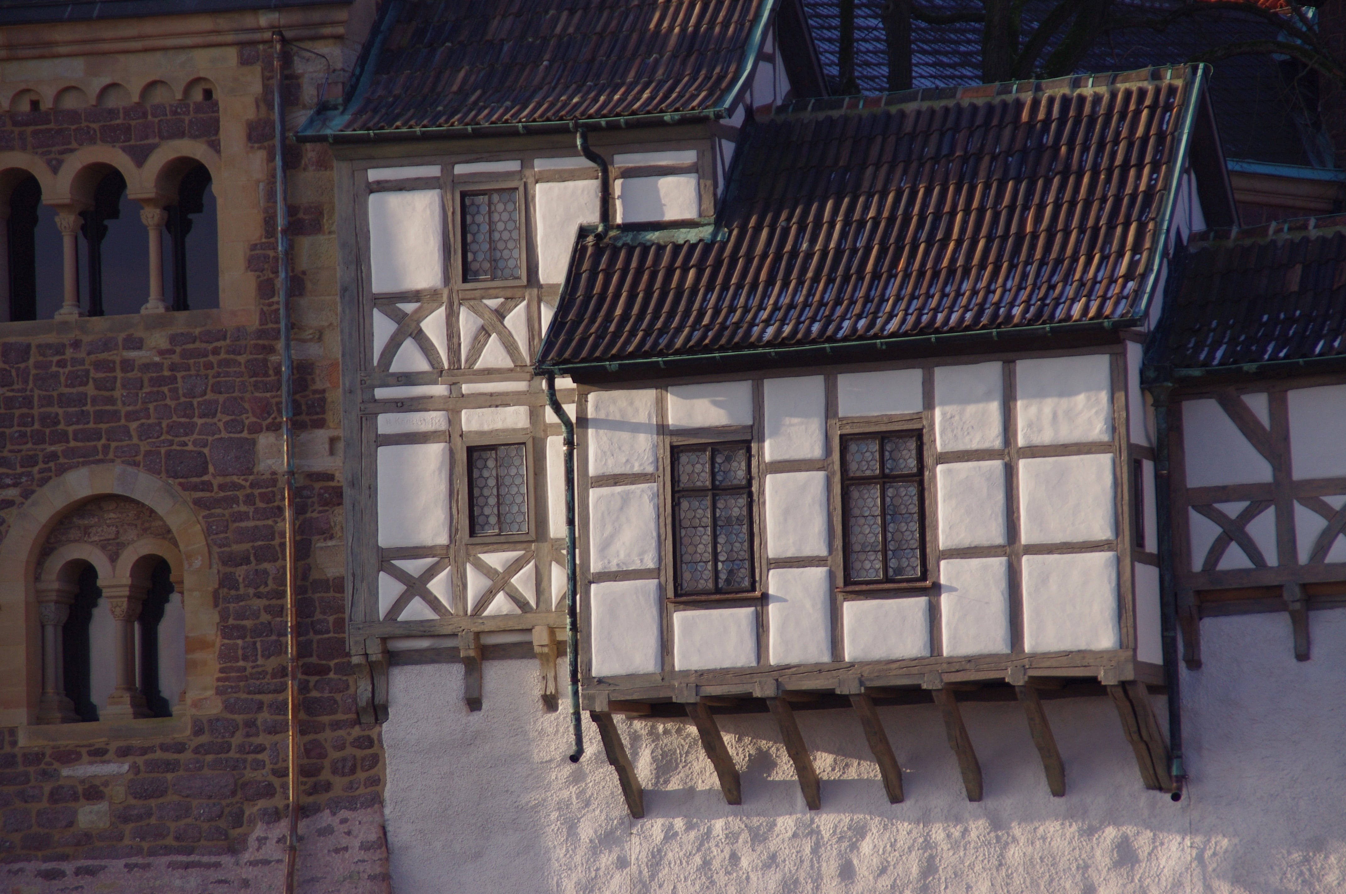 architecture, no people, middle ages, building, residential district, roof, window, city, sublime, 4K, truss, door, built structure, history, building exterior, HD Wallpaper