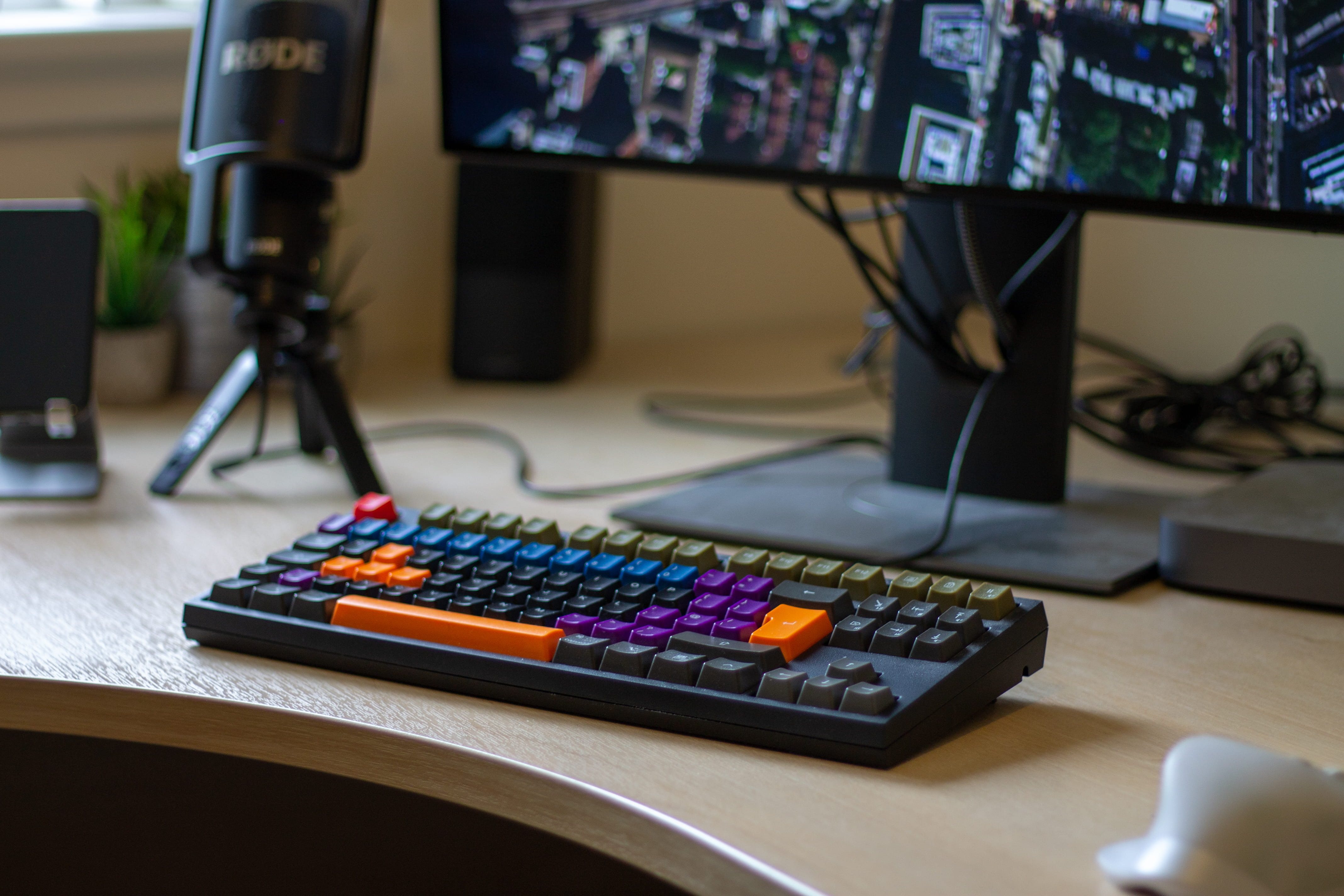 computer equipment, table, wood - material, desk, display, computer hardware, mouse, selective focus, 4K, absence, wood, connection, still life, focus on foreground, HD Wallpaper
