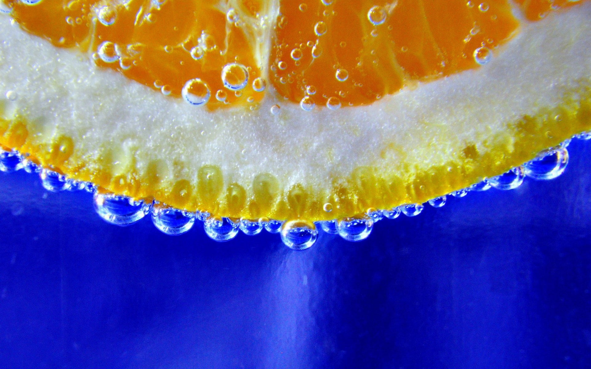 orange (fruit), fruit, closeup, water, minimalism, bubbles, blue background, 1080P, underwater, HD Wallpaper