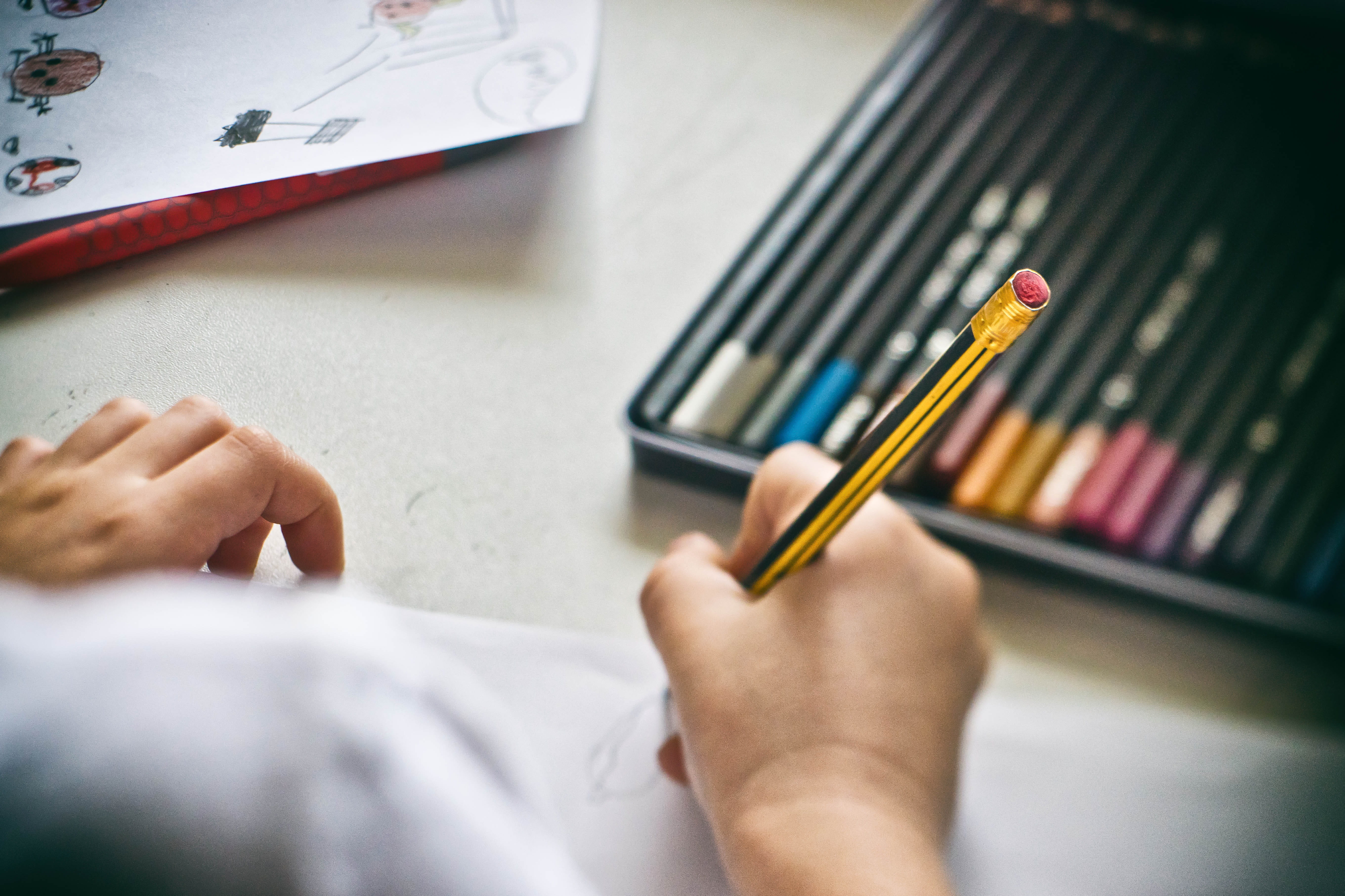 close-up, hand, draw, 5K, drawing, indoors, human hand, creativity, high angle view, writing, selective focus, note pad, child, skill, pencil, occupation, HD Wallpaper
