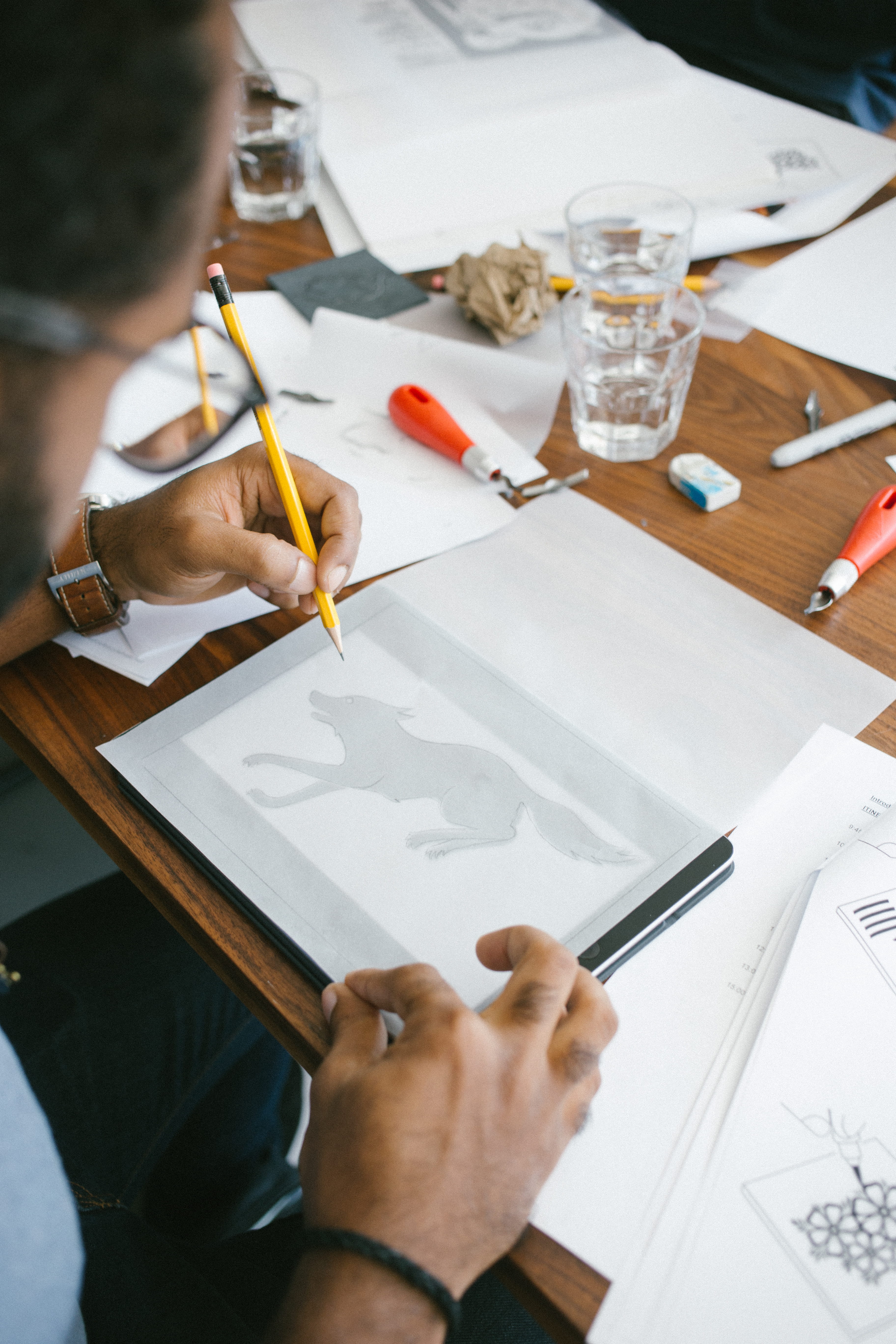 drawing - Activity, sketching, linography, ideas, occupation, drawing, plan, business, office, sketch, design Professional, student, men, caucasian Ethnicity, Phone HD Wallpaper