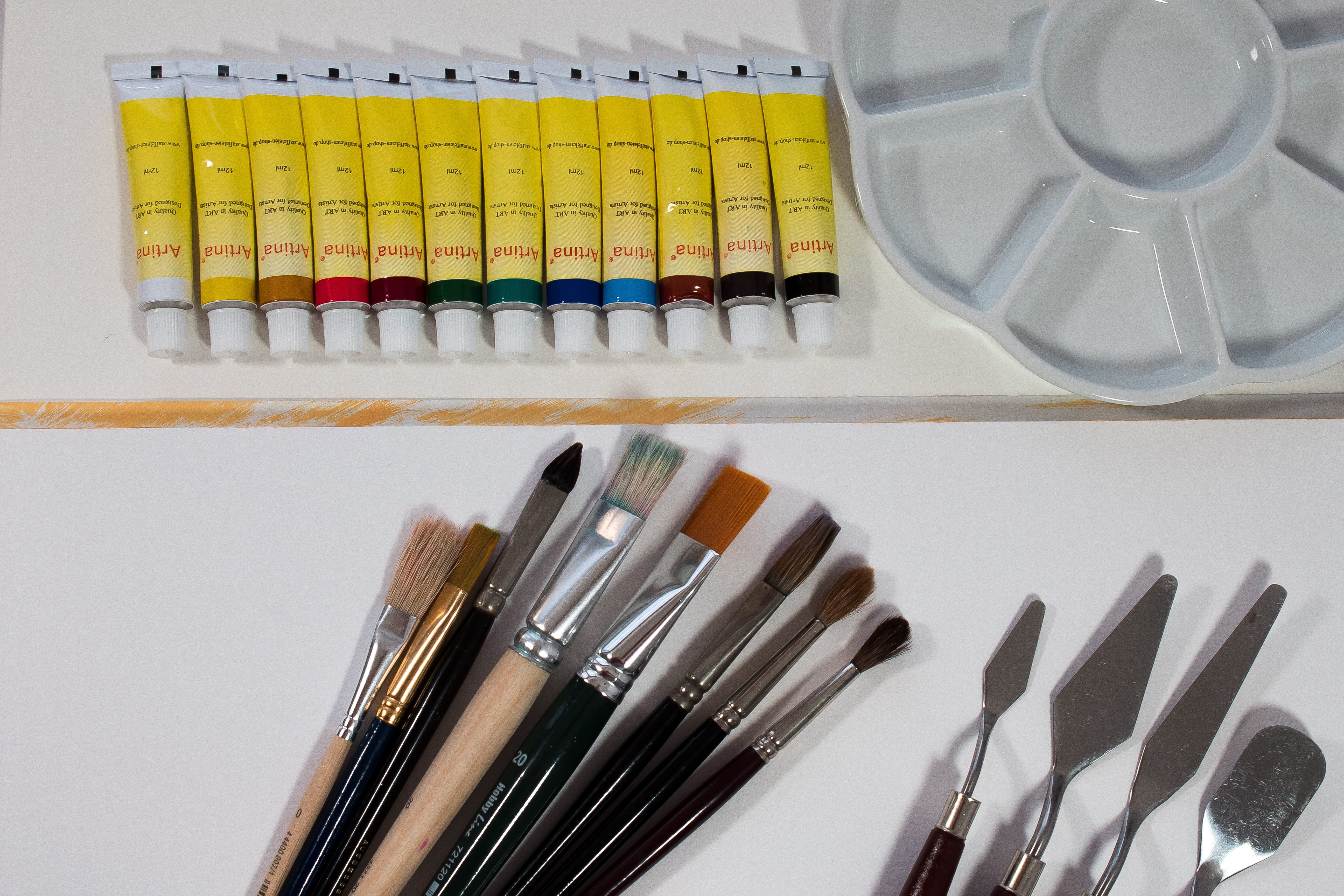 paintbrush, table, 5K, choice, pen, still life, no people, drawing pad, order, close-up, preparation, art and craft, brush, arrangement, paint, art and craft equipment, HD Wallpaper