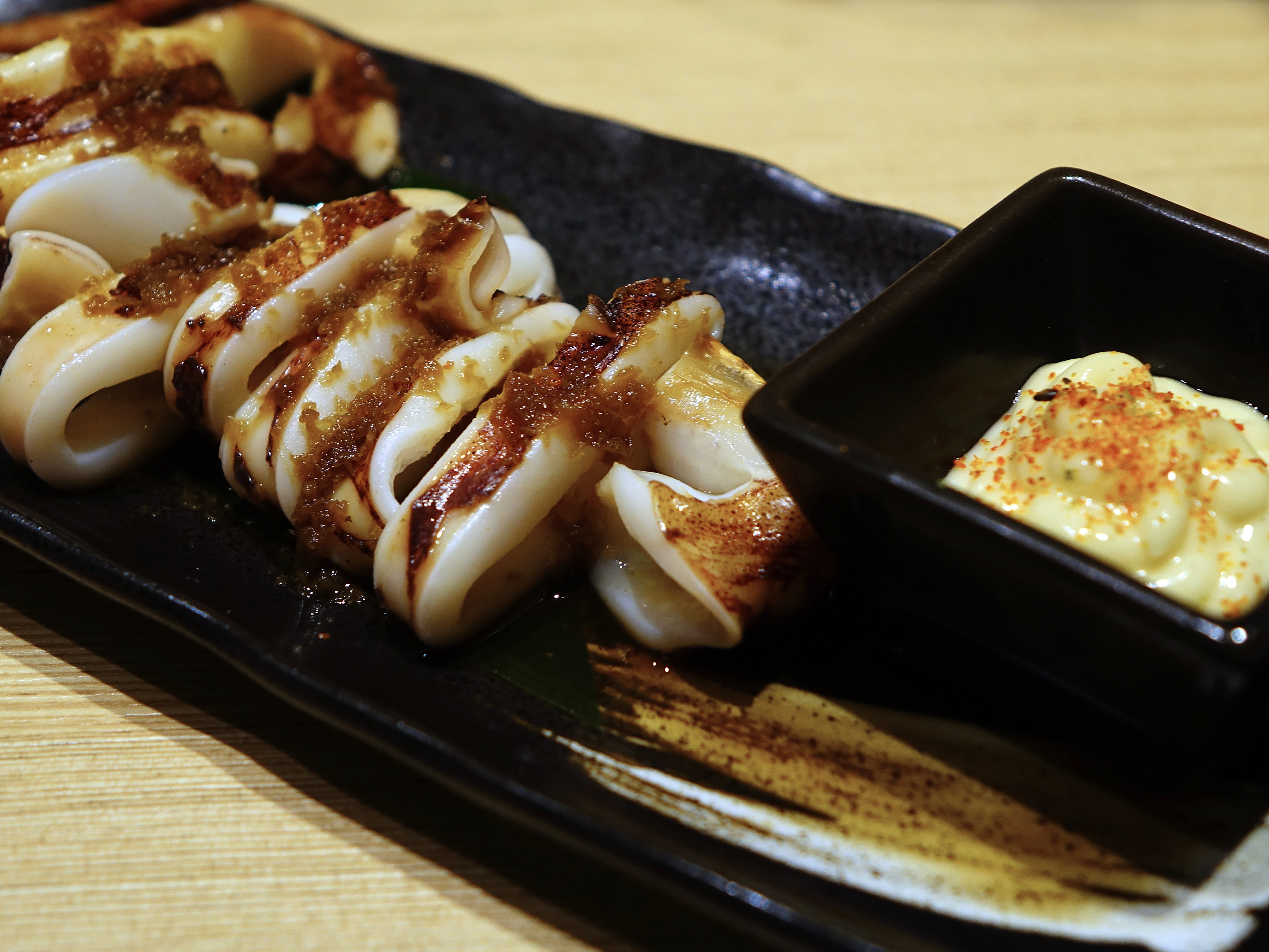 seafood, food and drink, plate, food, squids, asian food, meat, indoors, grilled, crockery, table, snack, wellbeing, dinner, selective focus, ready-to-eat, HD Wallpaper