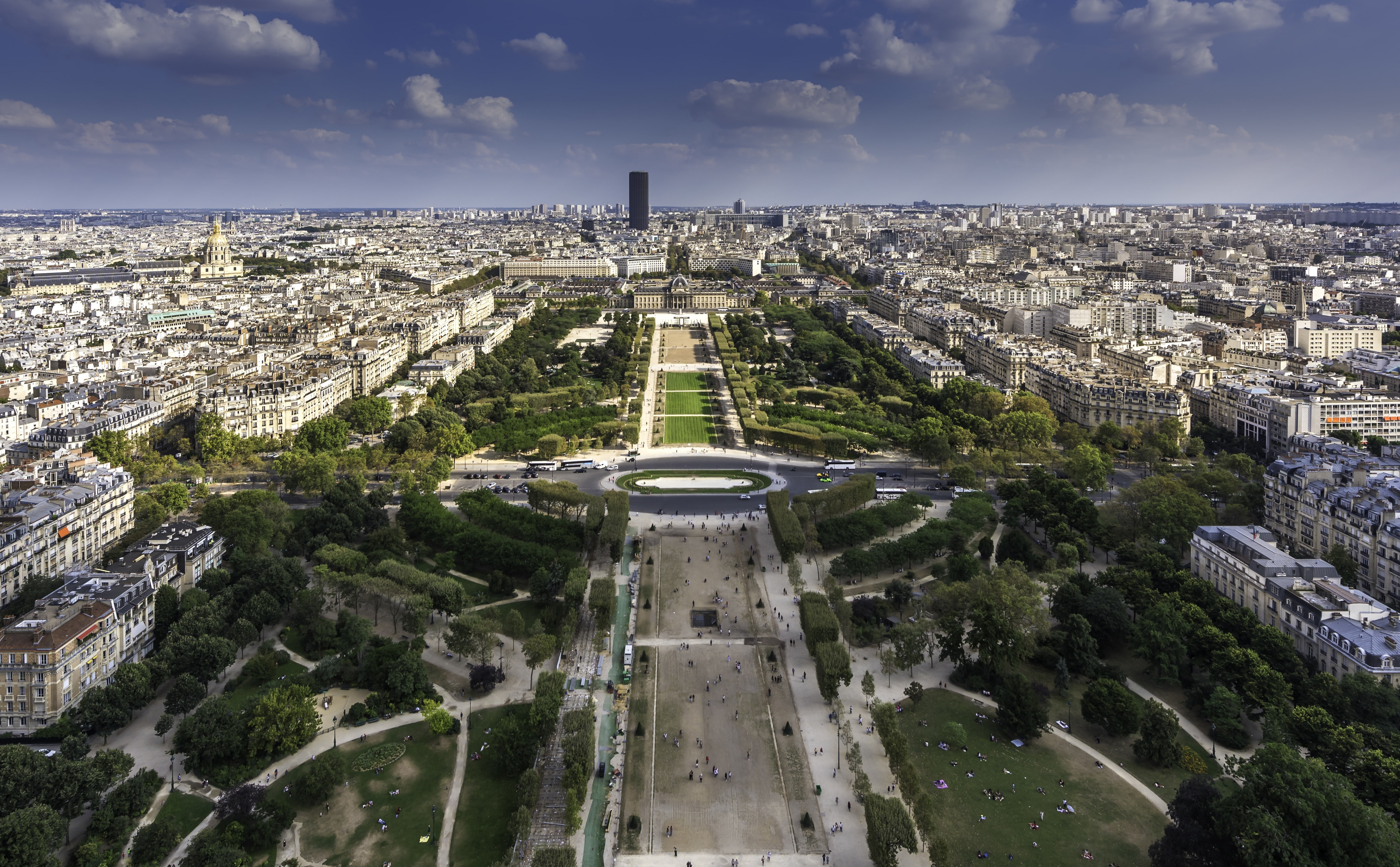 outdoors, Europe, 5K, architecture, water, nature, mars, ChampdeMars, France, tree, landmark, TravelDestinations, high angle view, sky, horizon, no people, HD Wallpaper