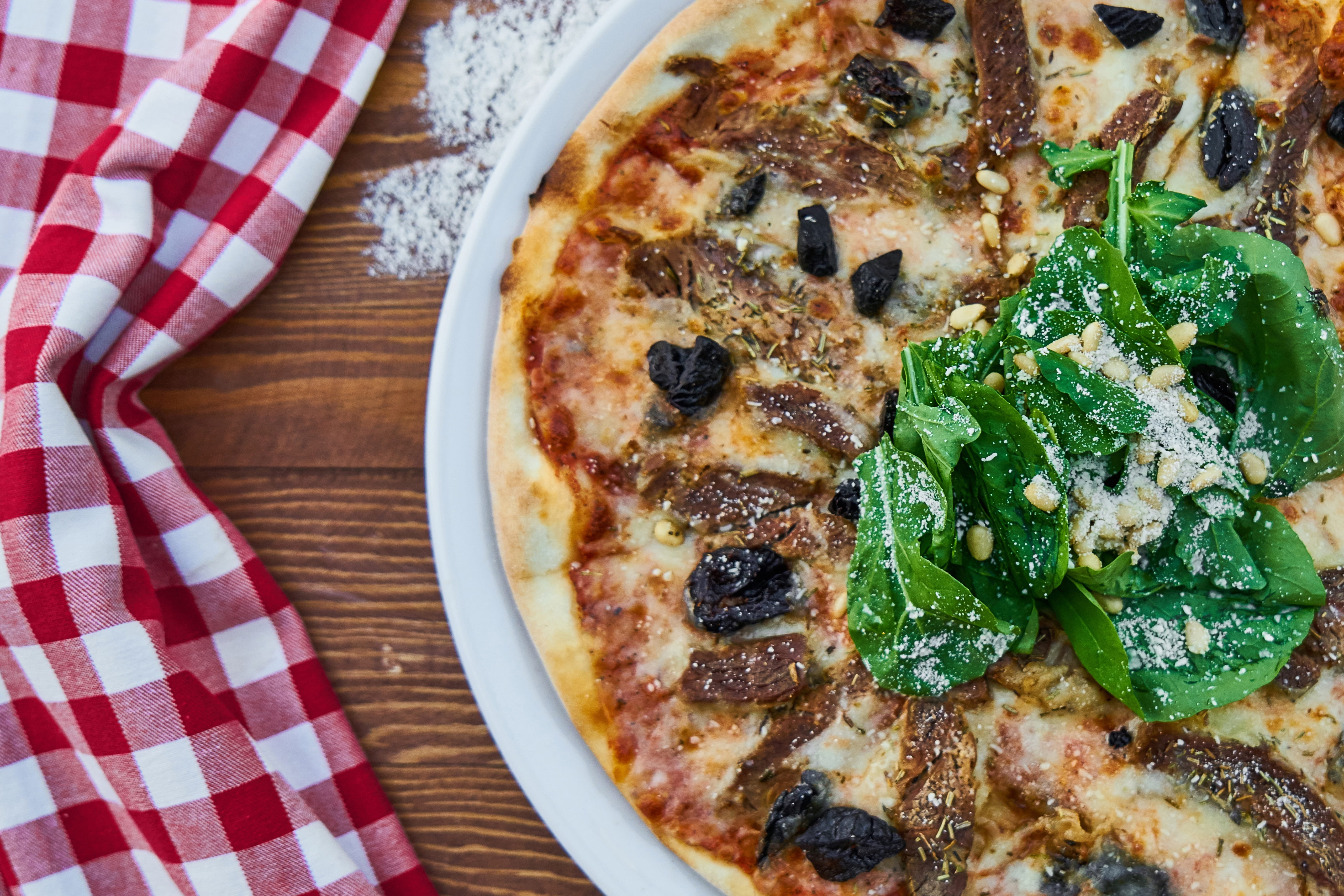 backgrounds, food, product photo, indulgence, no people, hot, plate, dough, herb, freshness, nutrition, kitchen, tomato sauce, table, pizza, food photo, HD Wallpaper