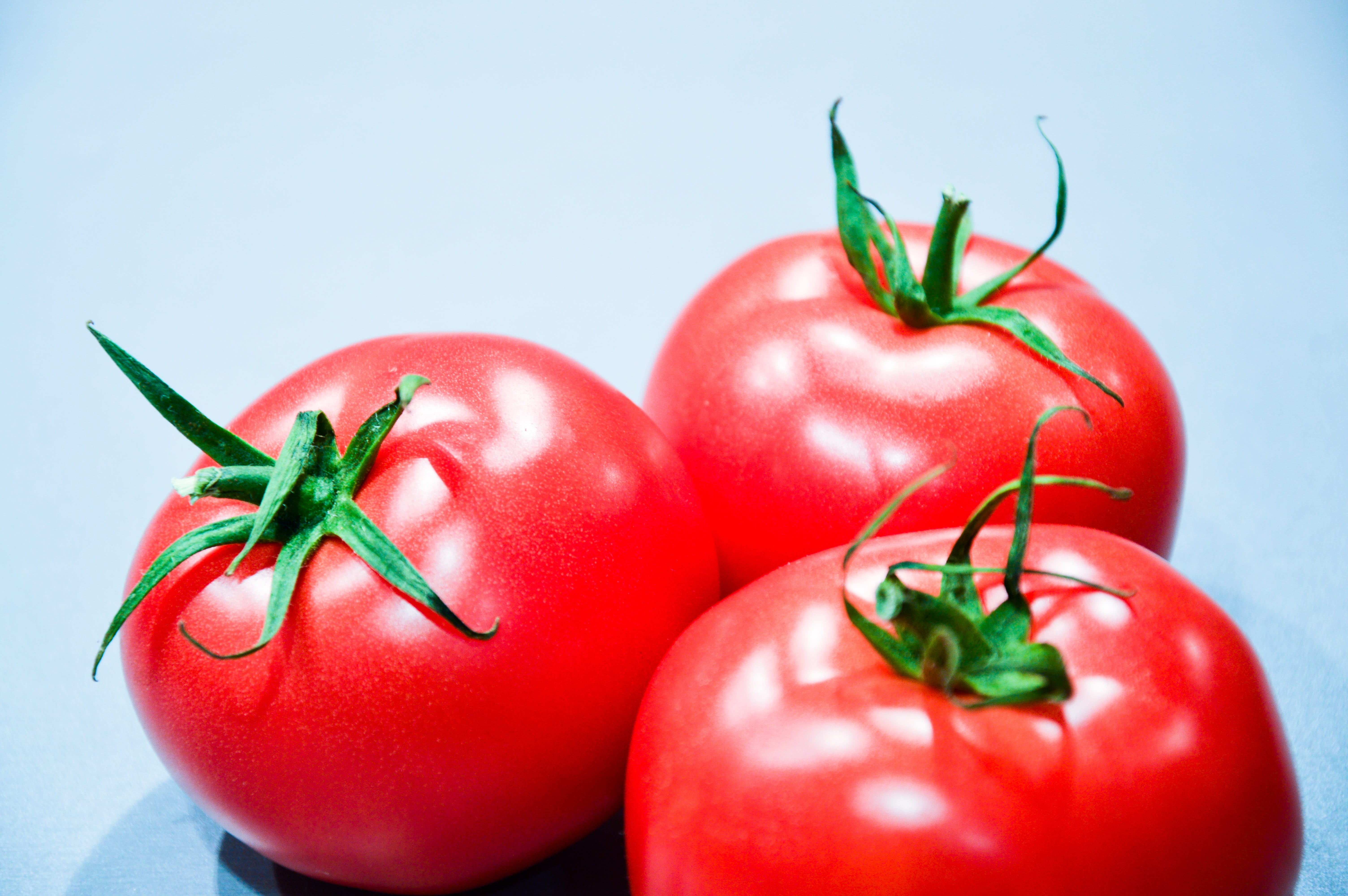 red, raw Food, no People, indoors, lifestyle, fruit, studio shot, diet, color Image, fresh vegetables, salad, photography, three, healthy food, close-up, HD Wallpaper