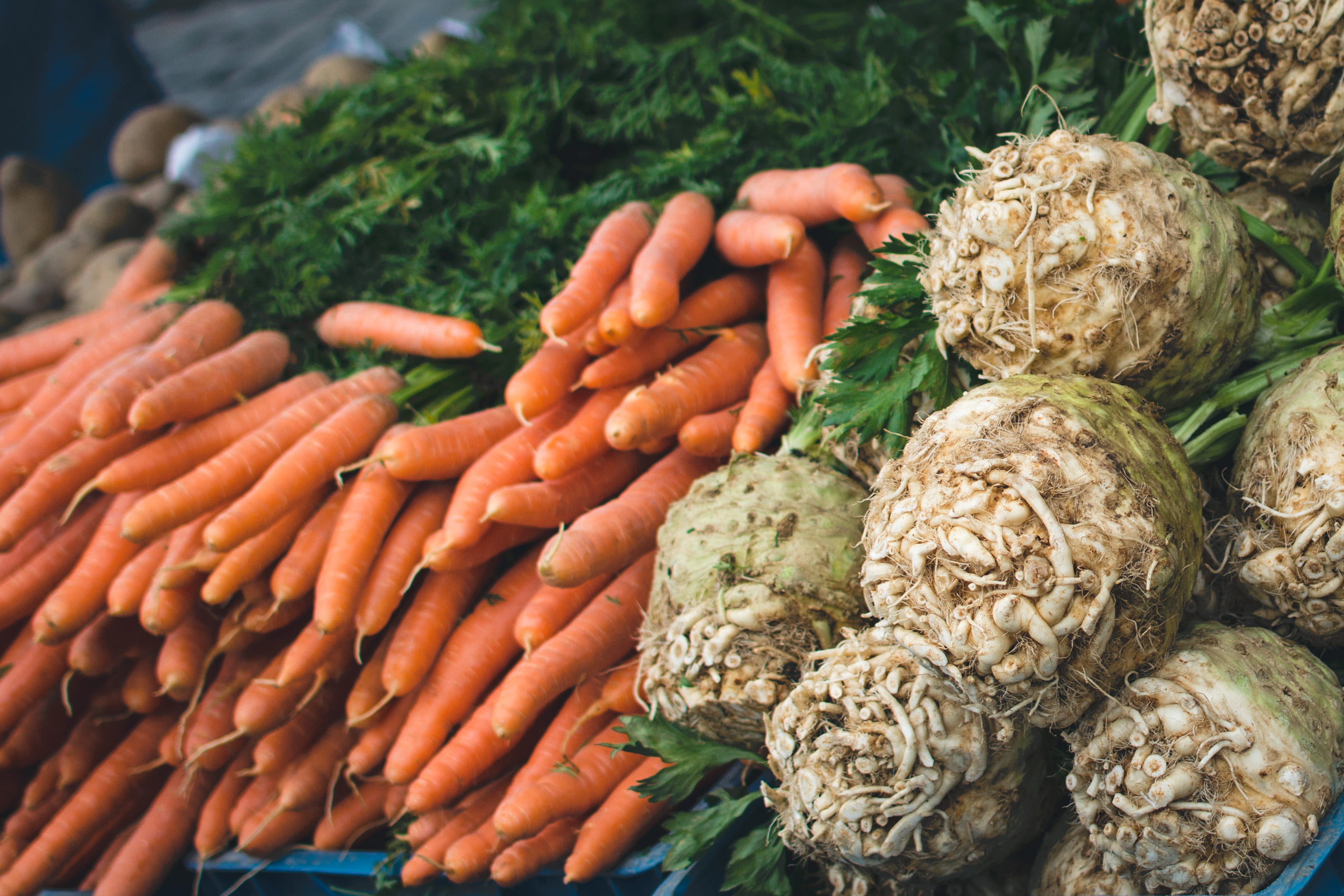 market Stall, for sale, common beet, abundance, market, organic, healthy Eating, turnip, retail, farmers, food and drink, variation, high angle view, farmers market, HD Wallpaper