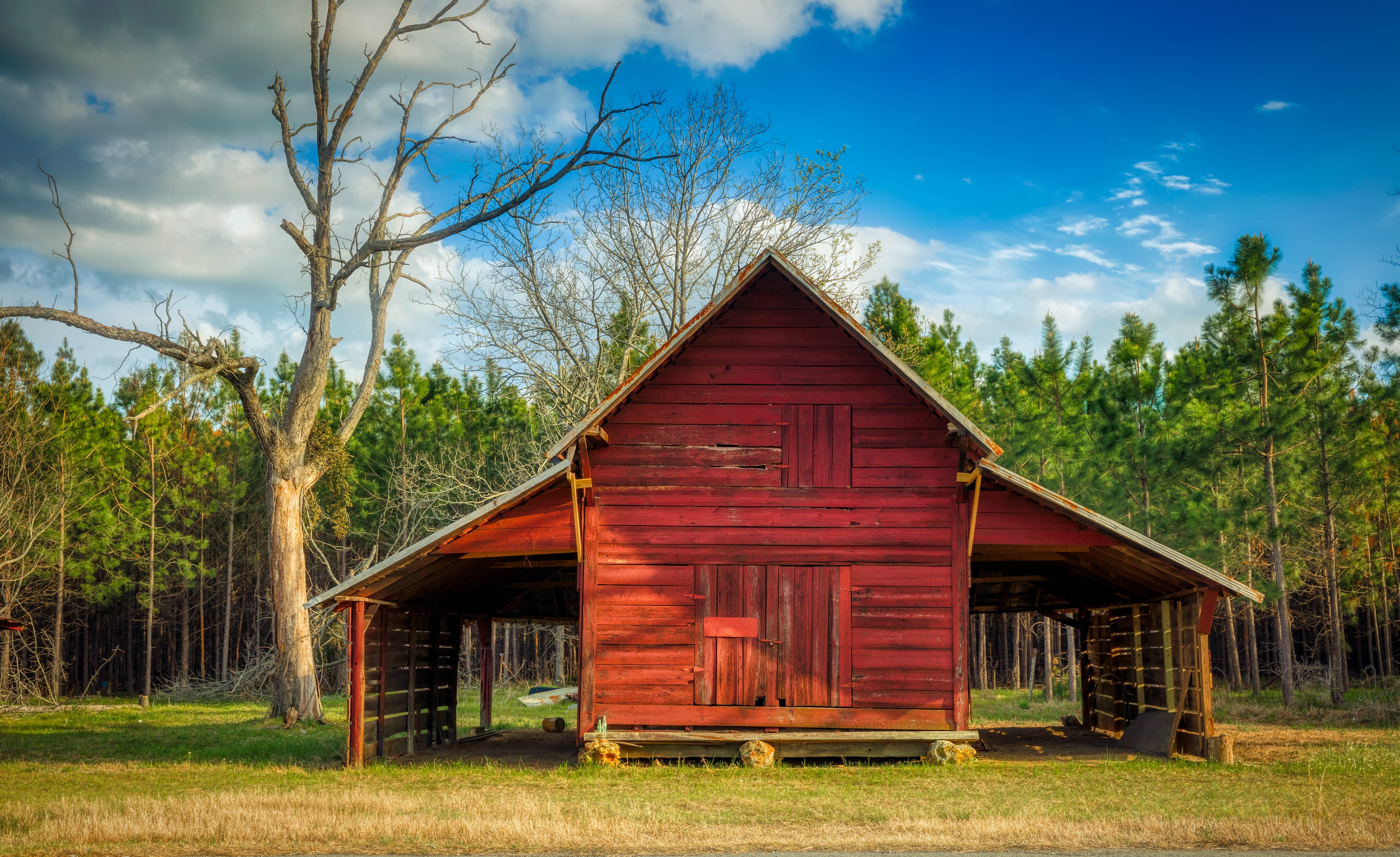 no people, field, south, building, outdoors, clouds, country, meadow, red barn, day, cabin, nature, georgia, scenic, plant, house, hdr, agricultural building, HD Wallpaper