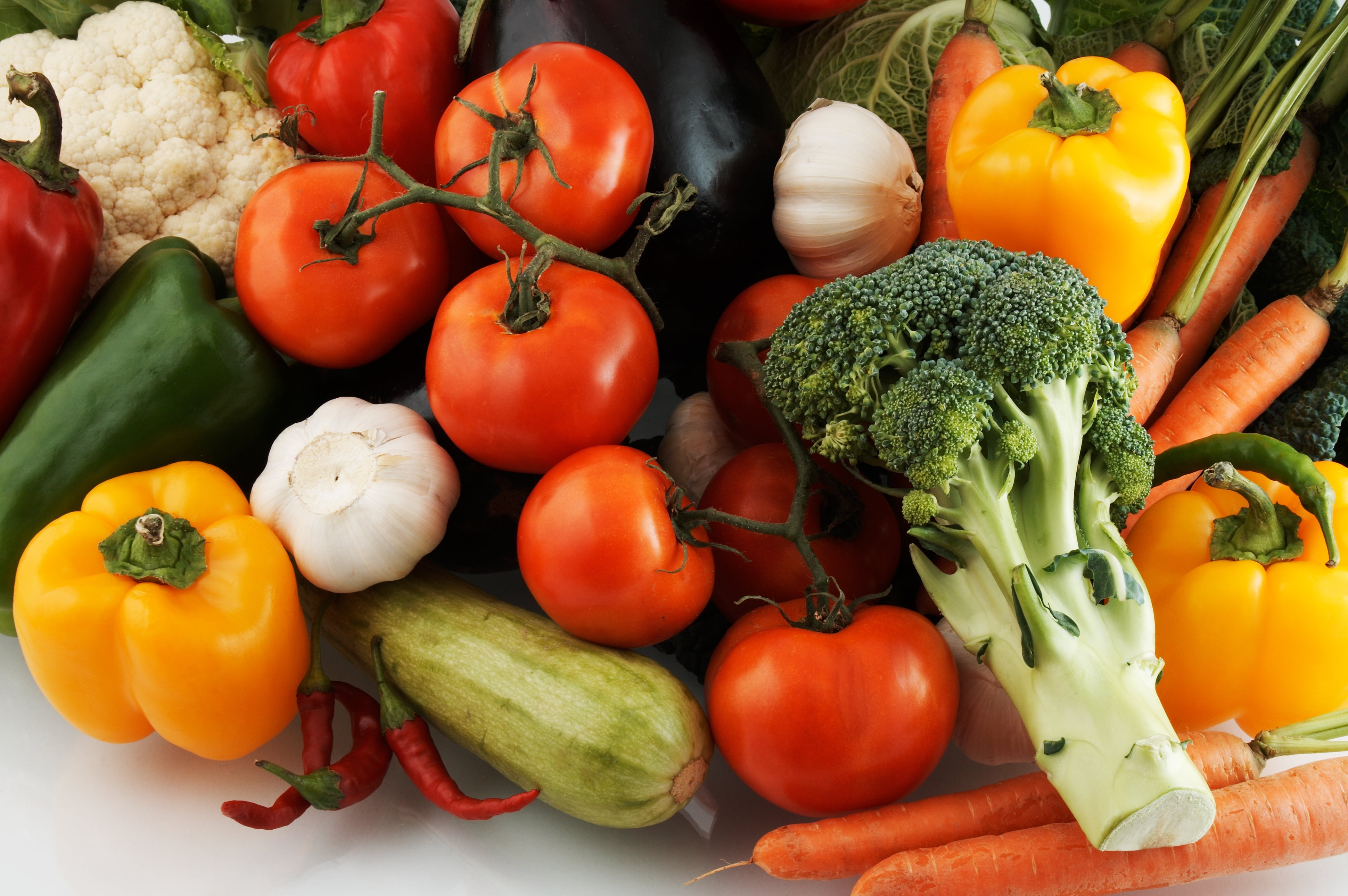 fruit, tomato, red, healthy Eating, root vegetable, zucchini, variety, cucumber, choice, onion, still life, peppers, bell Pepper, nature, red bell pepper, HD Wallpaper