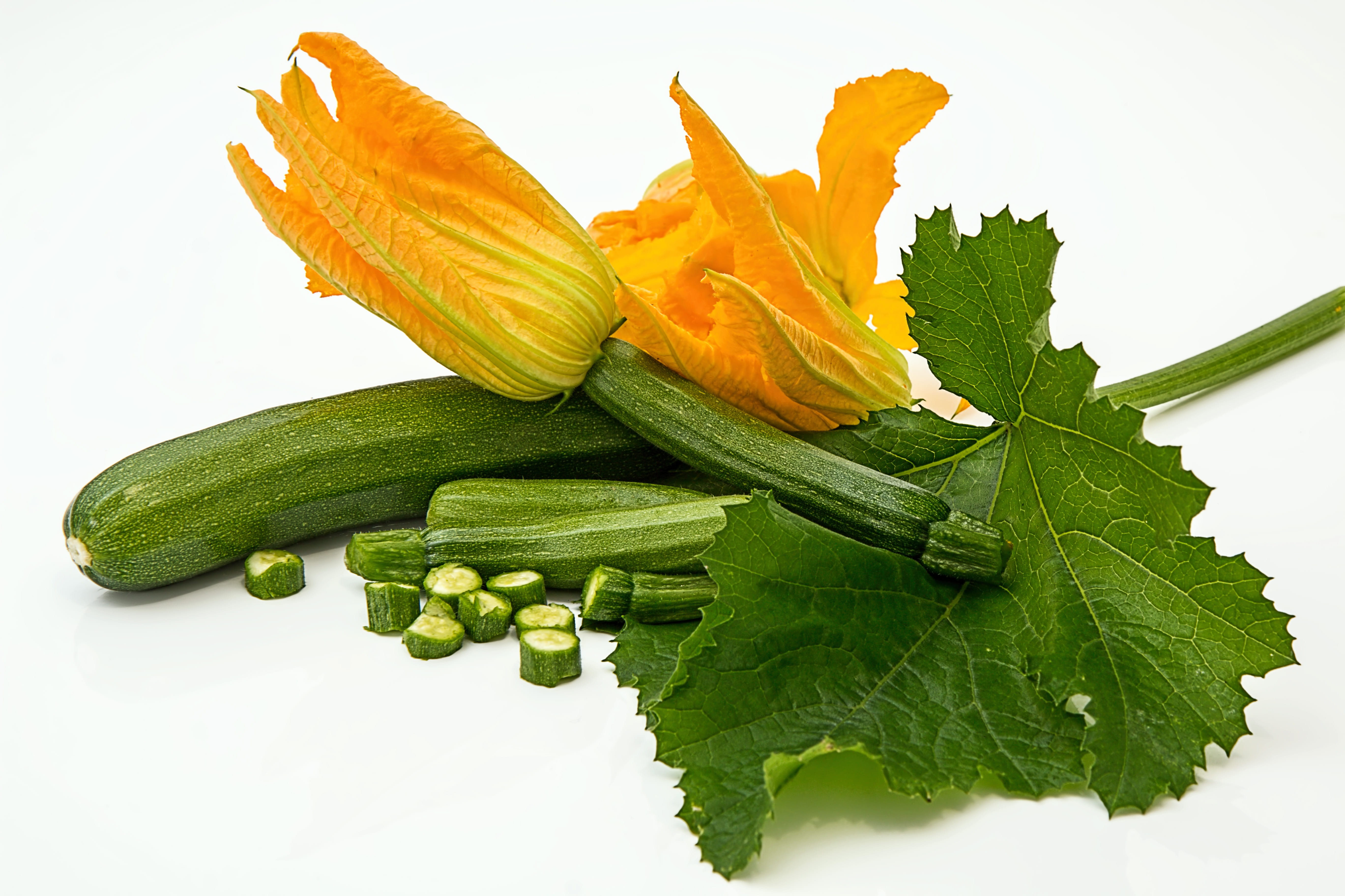 courgette, leaf, cucurbita pepo, plant part, green color, raw food, food and drink, indoors, vegetarian, garden vegetable, vegetable, dieting, yellow, green, HD Wallpaper