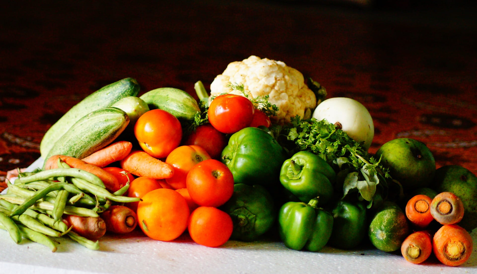 wellbeing, variety, corn, raw, eating, surface, green, organic, vegetables, still life, bunch, cucumber, fruit, harvest, brown, onion, asparagus, table, HD Wallpaper