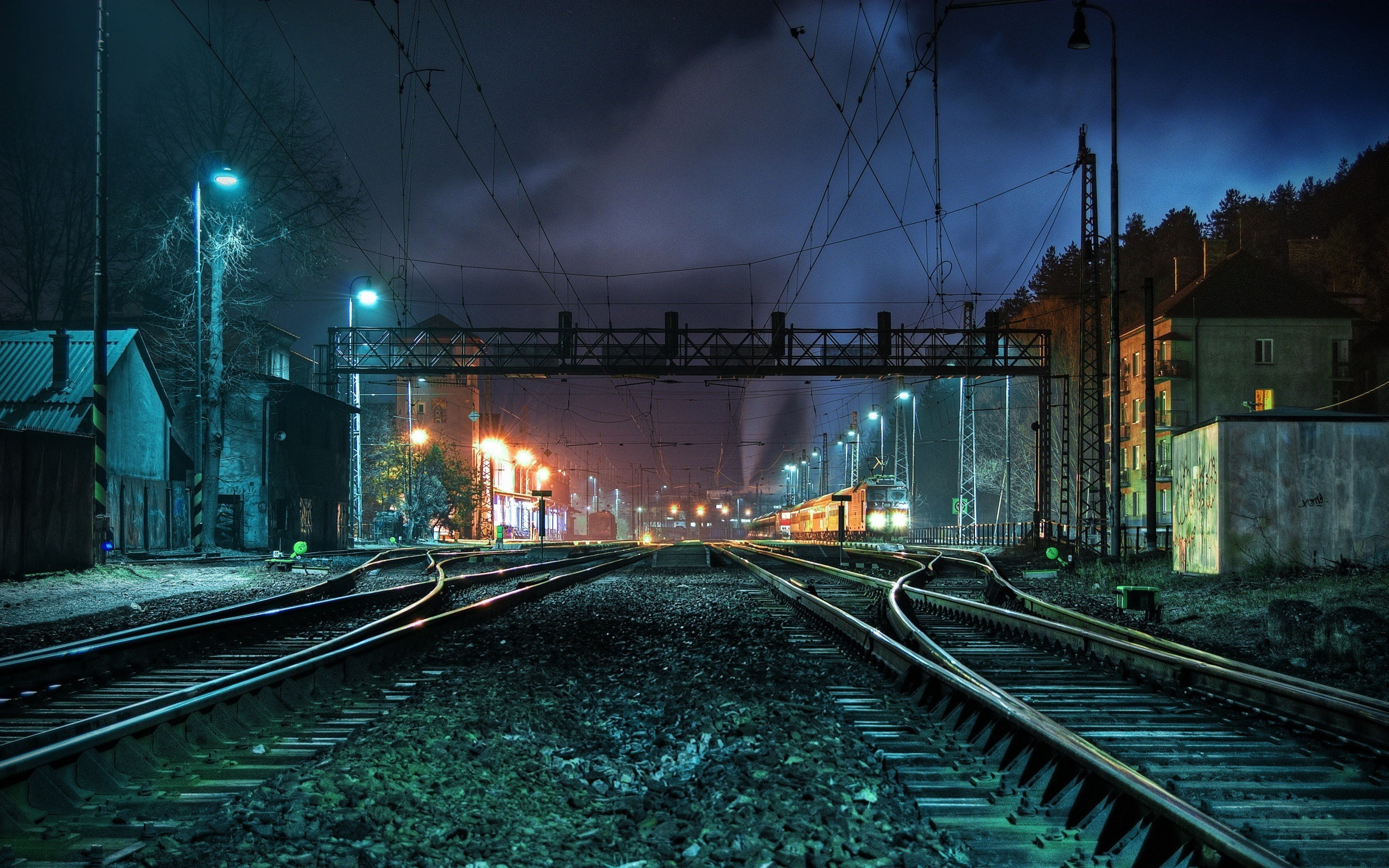 vehicles, no people, diminishing perspective, tracks, railroads, 2K, architecture, transportation, the way forward, vanishing point, outdoors, rail transportation, HD Wallpaper
