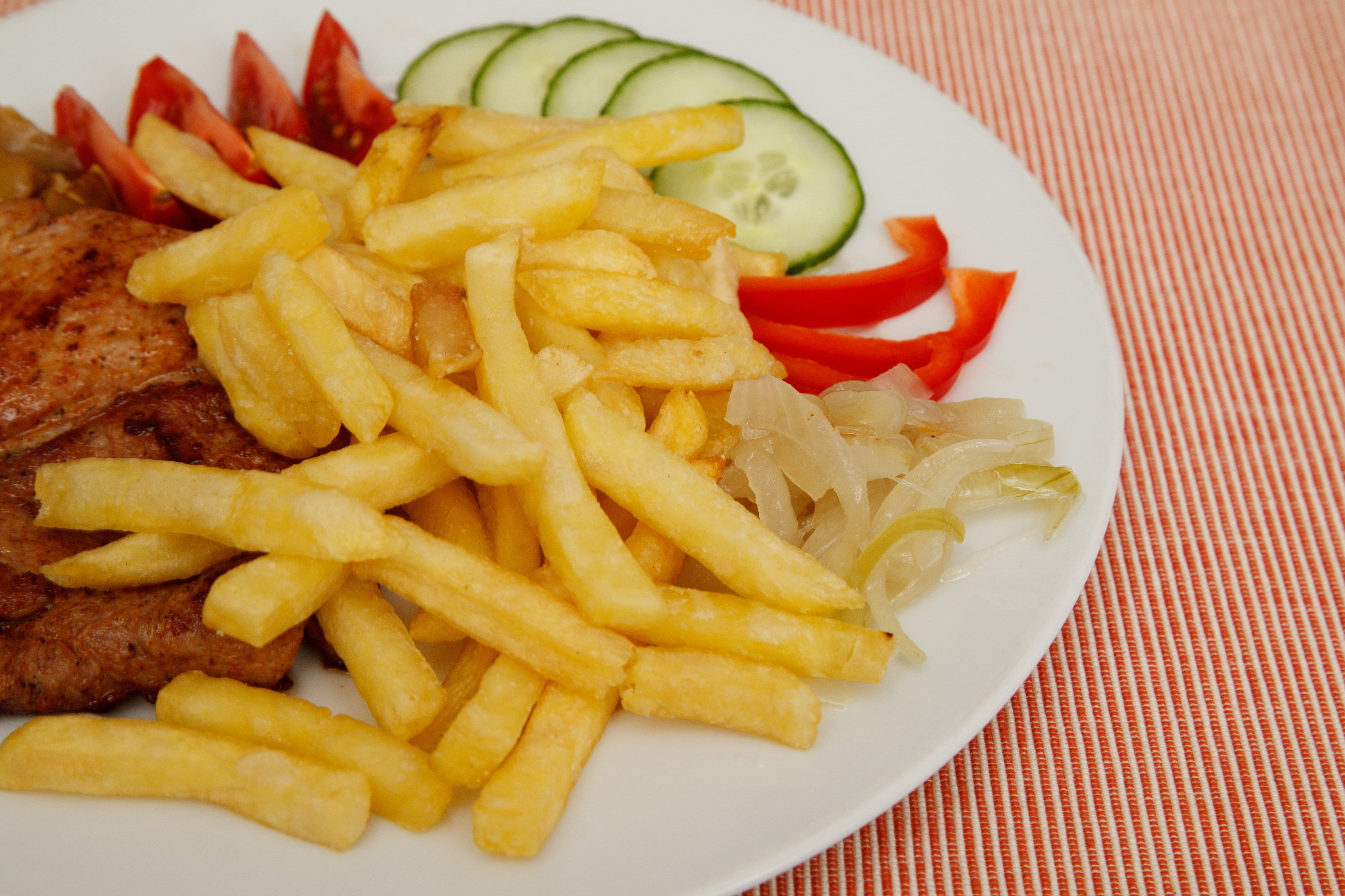 beef, ready-to-eat, lunch, dish, dinner, fast food french fries, french fries, diet, close-up, 4K, food and drink, fruit, chips, french, restaurant, meat, HD Wallpaper