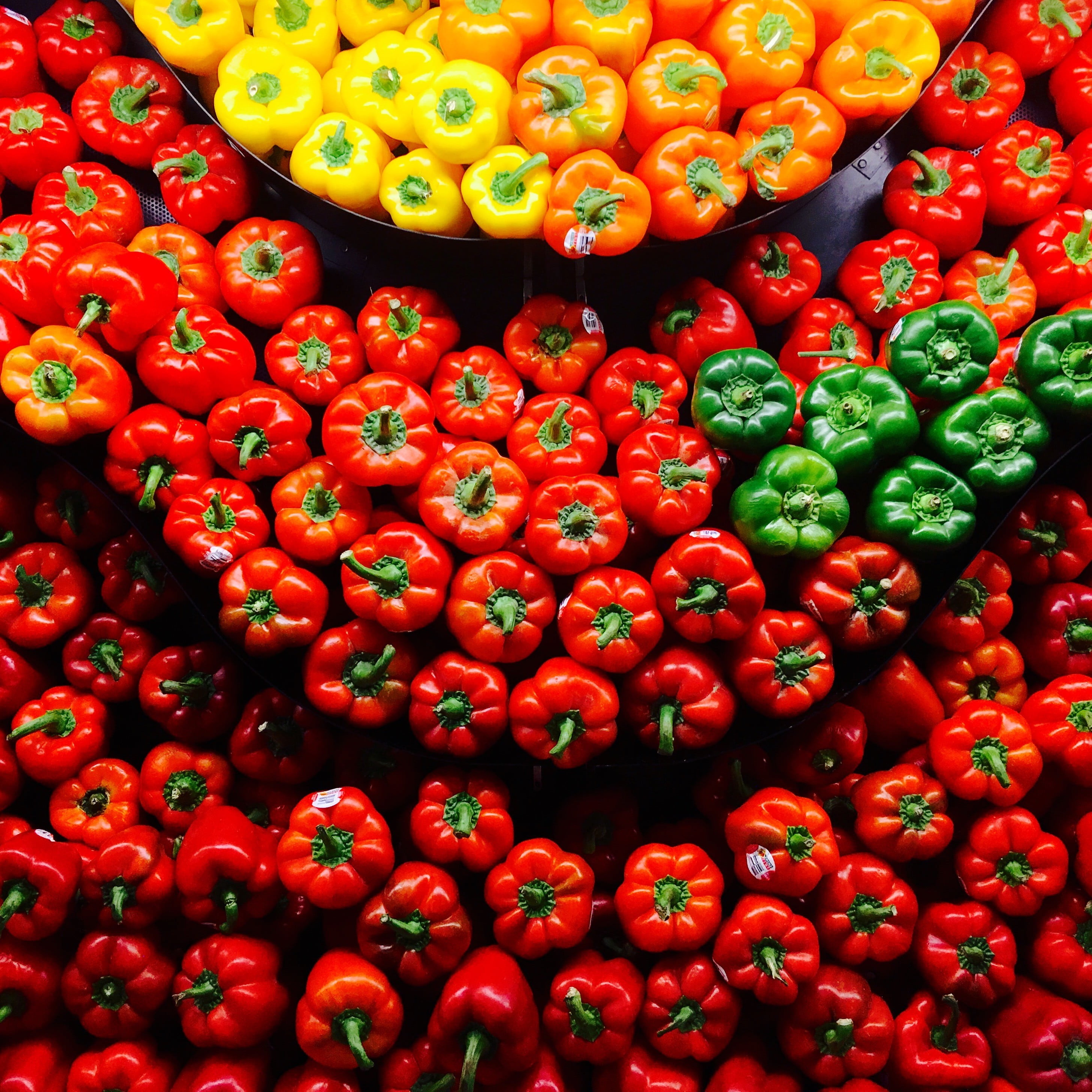 wellbeing, bell, retail, food, pepper, abundance, vegetarian food, fruit, vegetable, backgrounds, for sale, healthy eating, freshness, peppers, large group of objects, Phone HD Wallpaper
