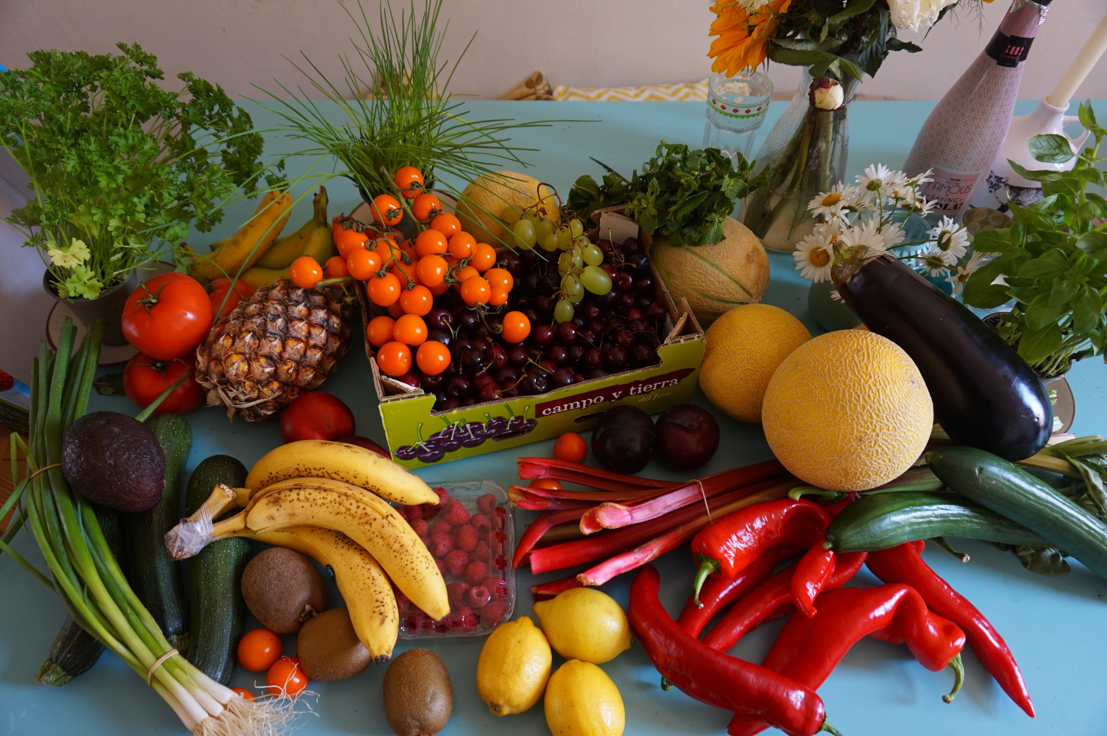 carrot, no people, vegetable, onion, orange - fruit, natural, vitamin, organic, groceries, banana, choice, orange, vegetarian, fresh, nutrition, green, HD Wallpaper