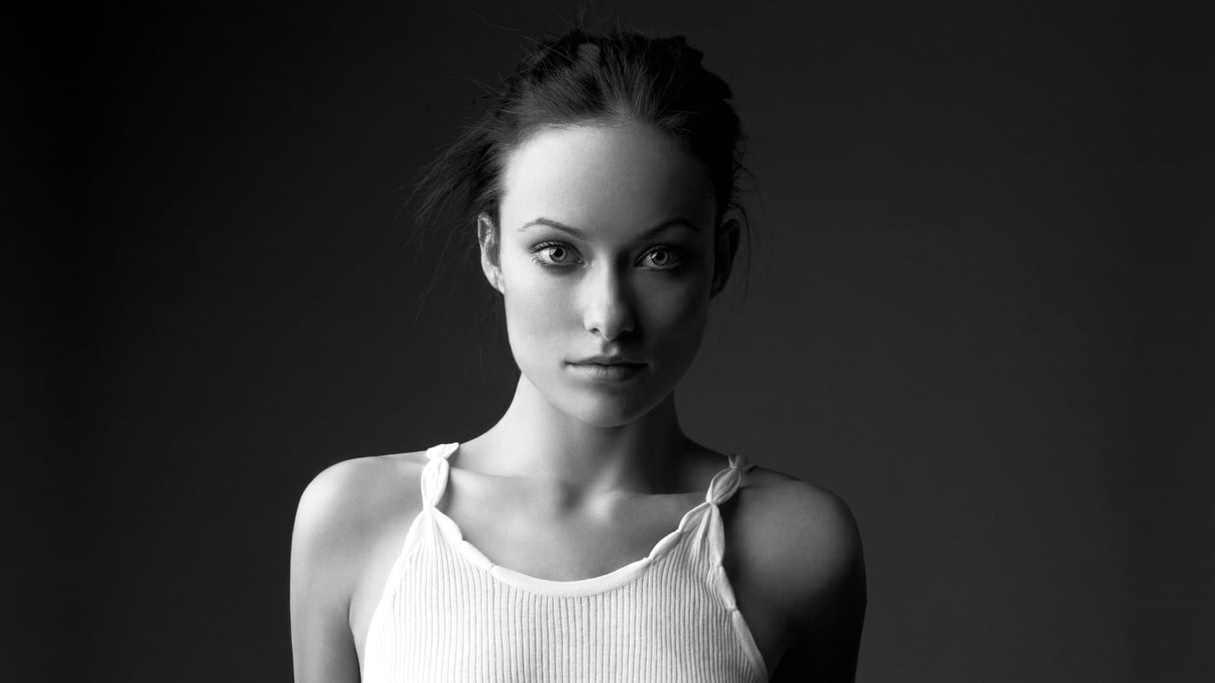 actress, hairstyle, top, Olivia Wilde, hair, contemplation, women, headshot, teenager, monochrome, beautiful woman, beauty, portrait, human face, young adult, HD Wallpaper