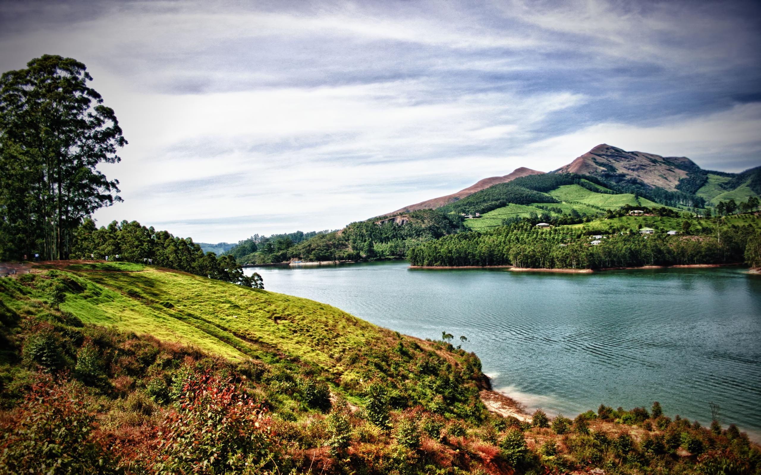 plantations, 3d and abstract, munnar, beautiful, 2K, mountains, cloudy, river, nature, HD Wallpaper