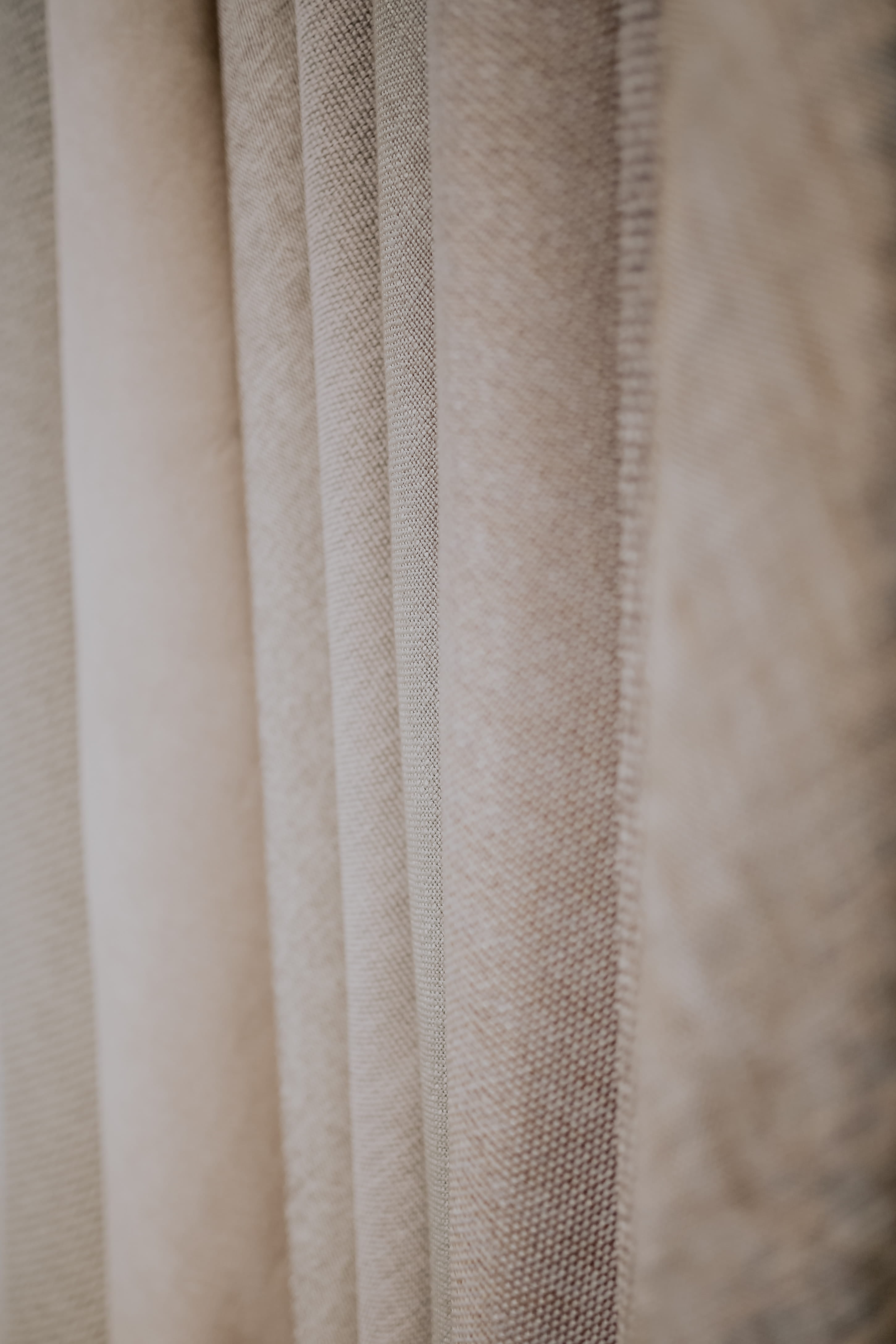 material, indoors, white, full frame, curtain, no people, fabric, fabrics, pattern, colorful, hanging, selective focus, focus on foreground, 4K, textured effect, Phone HD Wallpaper