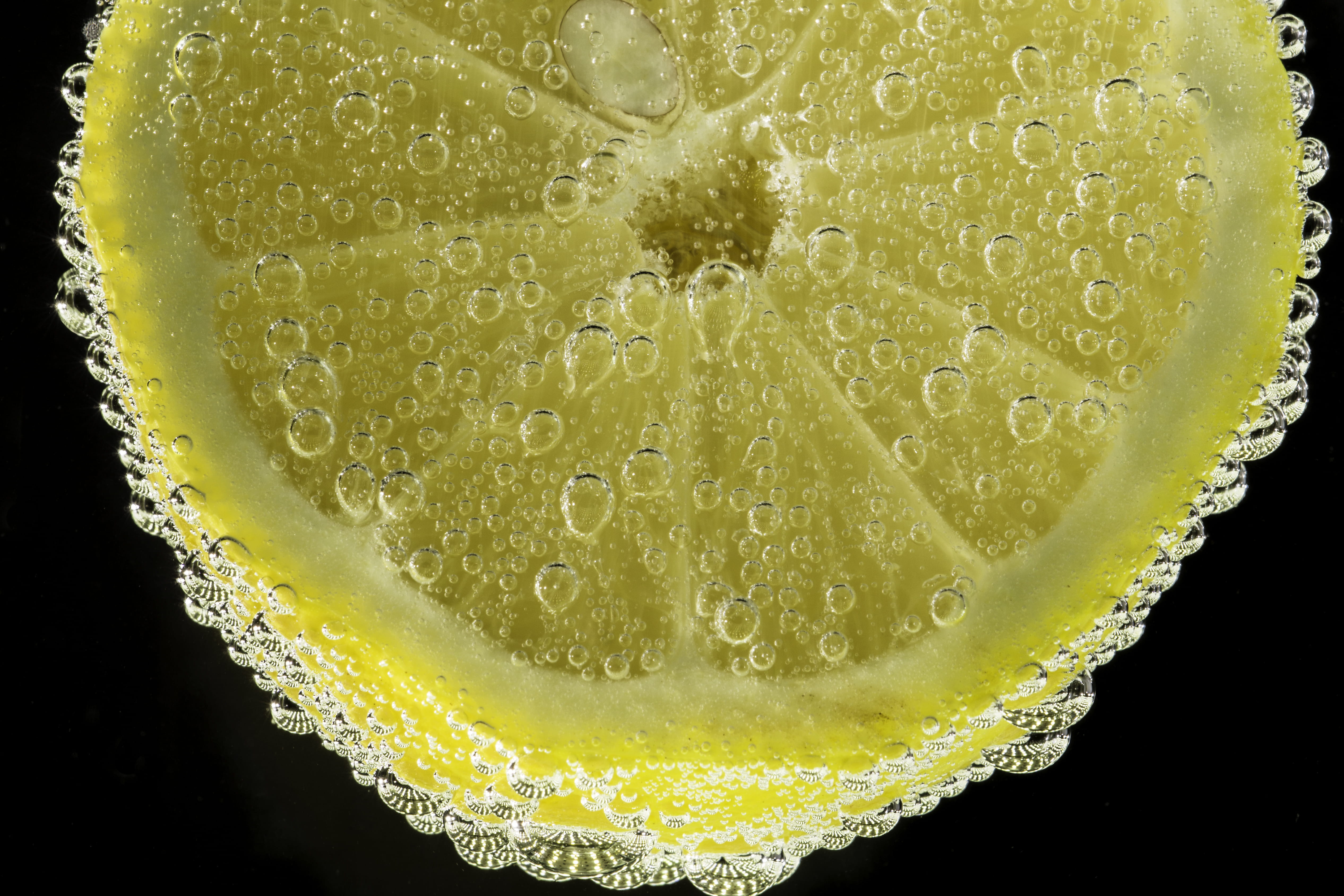 refreshment, lime, water, food and drink, studio shot, close-up, yellow, no people, citrus fruit, tonic water, bubble, citrus, juicy, juice, fruit, h2o, HD Wallpaper