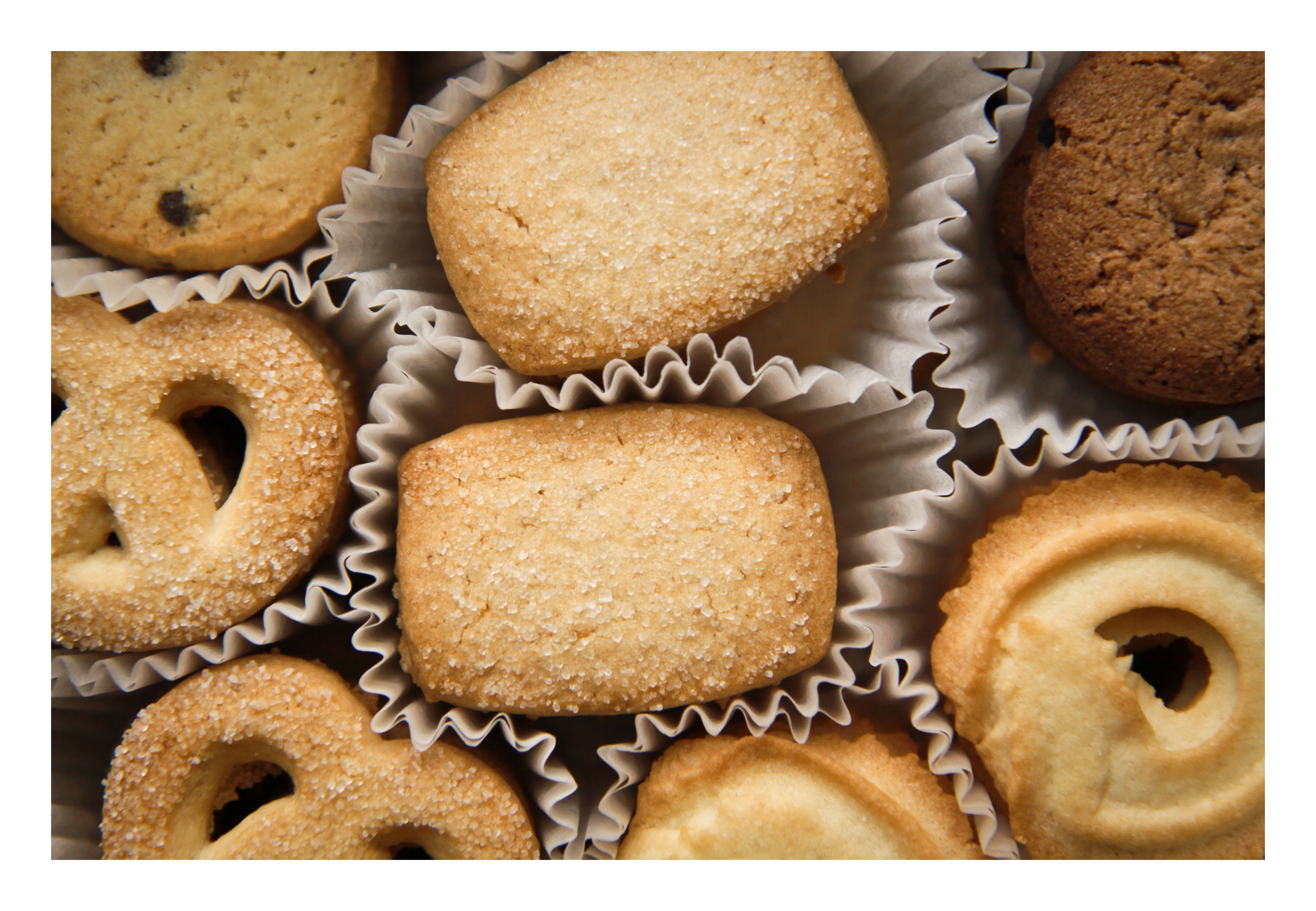 no people, directly above, baked, snack, indulgence, biscuits, sugar, food and drink, ready-to-eat, indoors, transfer print, freshness, close-up, sweet, HD Wallpaper