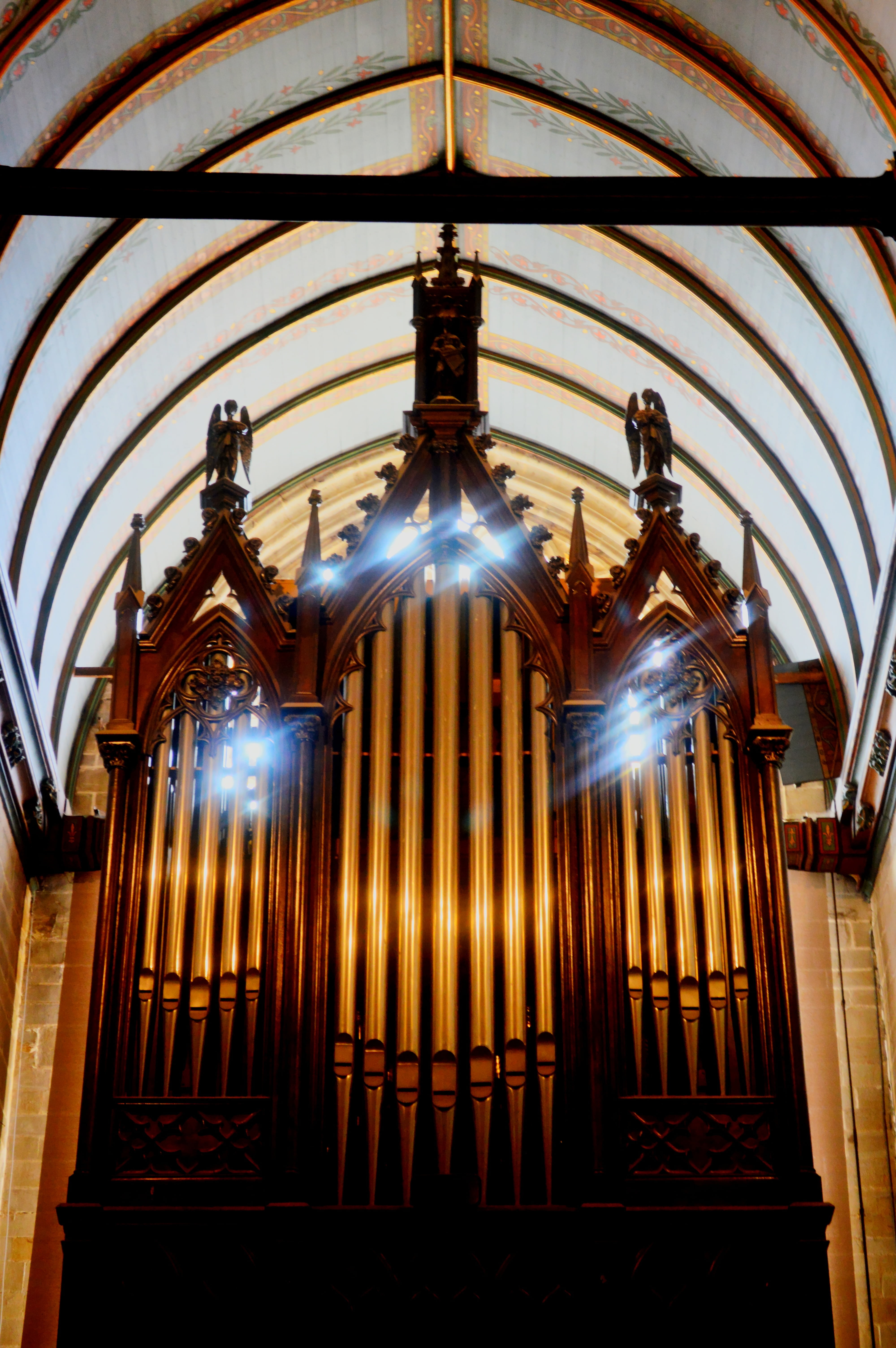 pipe Organ, belief, religion, building, cathedral, church, ceiling, organ, built structure, place of worship, indoors, lighting equipment, low angle view, Phone HD Wallpaper