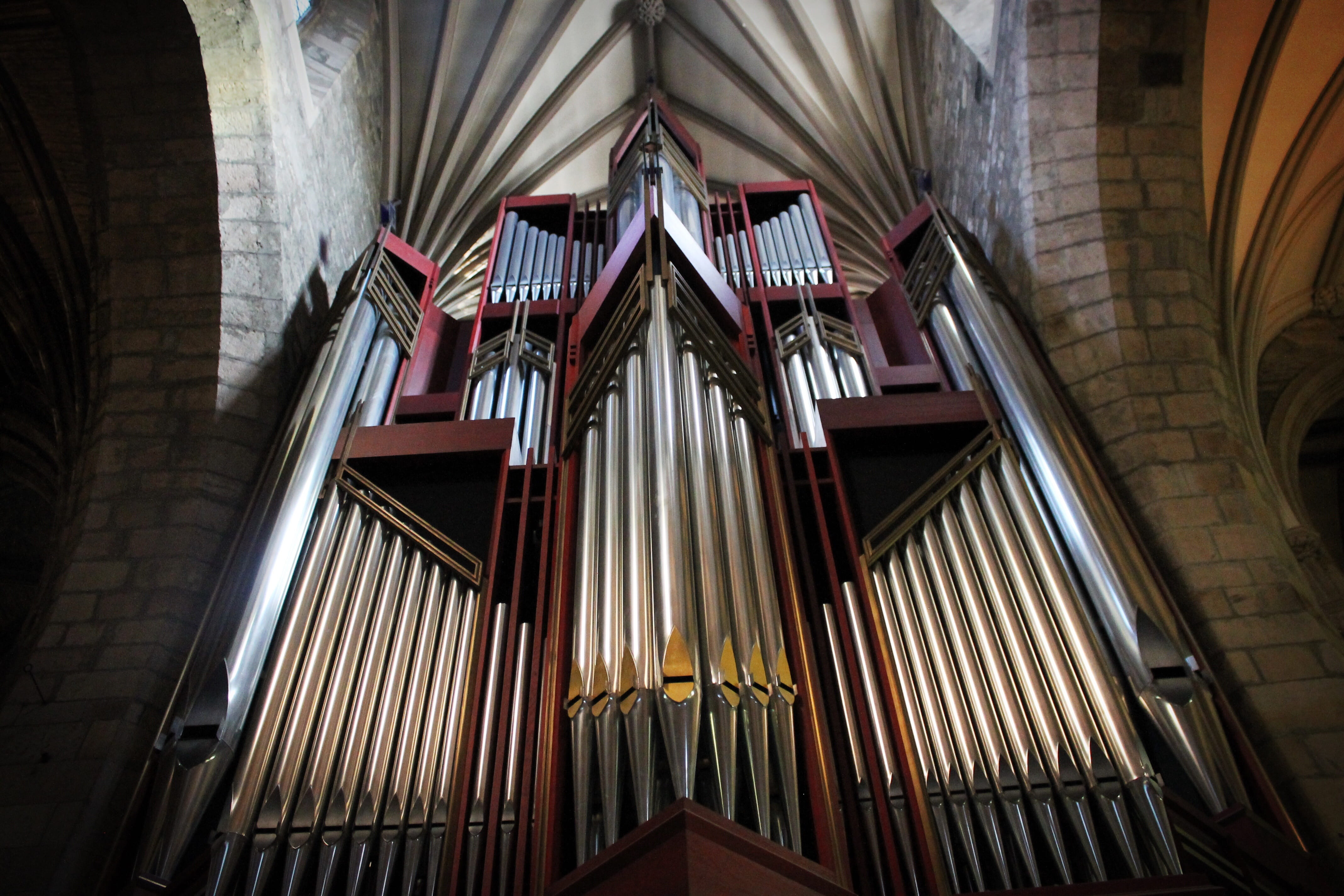 chapel, instrument, low angle view, spirituality, towering, pipe organ, pipes, place of worship, christian, 4K, belief, built structure, architecture, HD Wallpaper