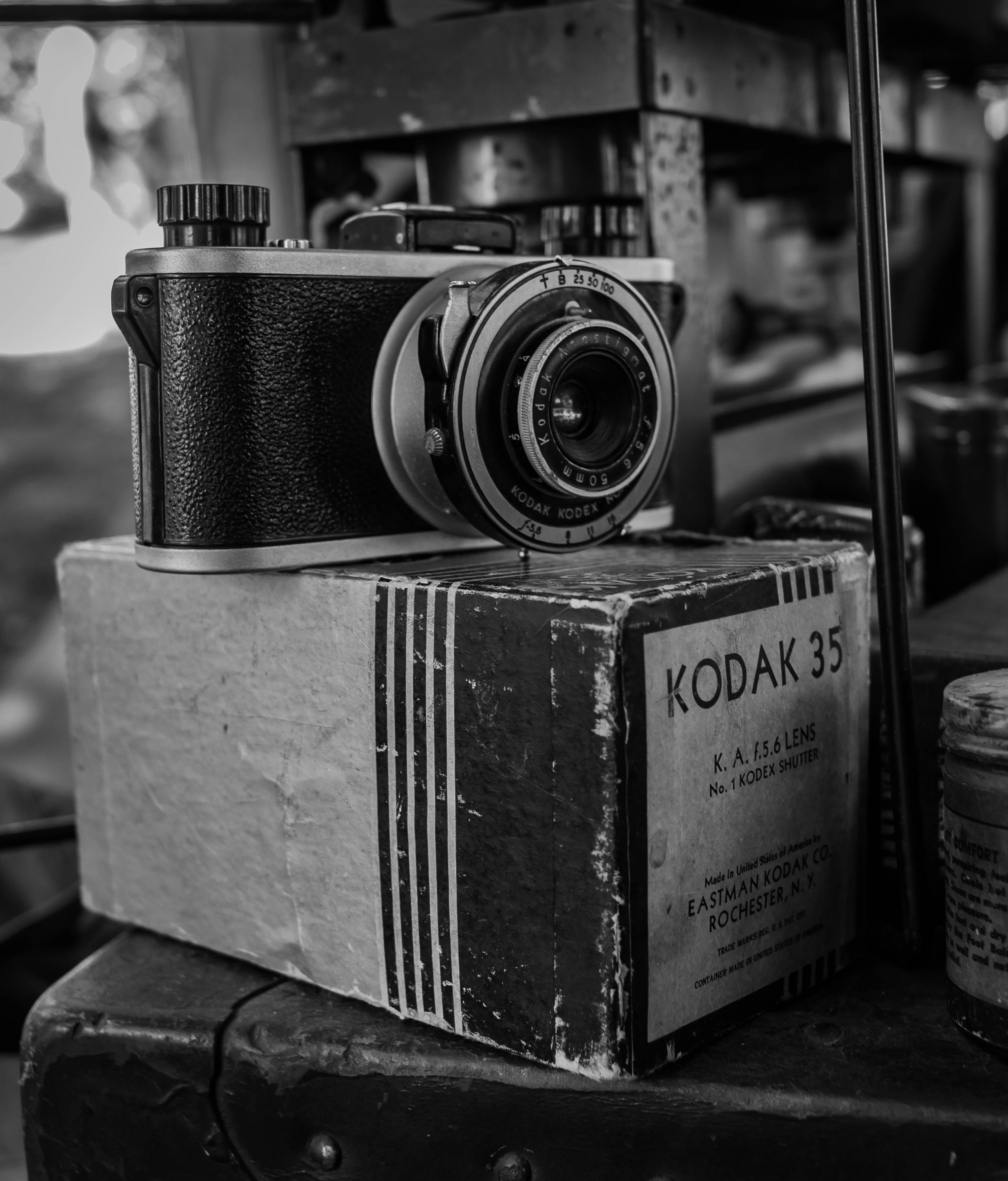 canon rebel, communication, conneaut, photographic equipment, indoors, metal, united states, focus on foreground, vintage, f 5.6, lens, photography themes, Phone HD Wallpaper