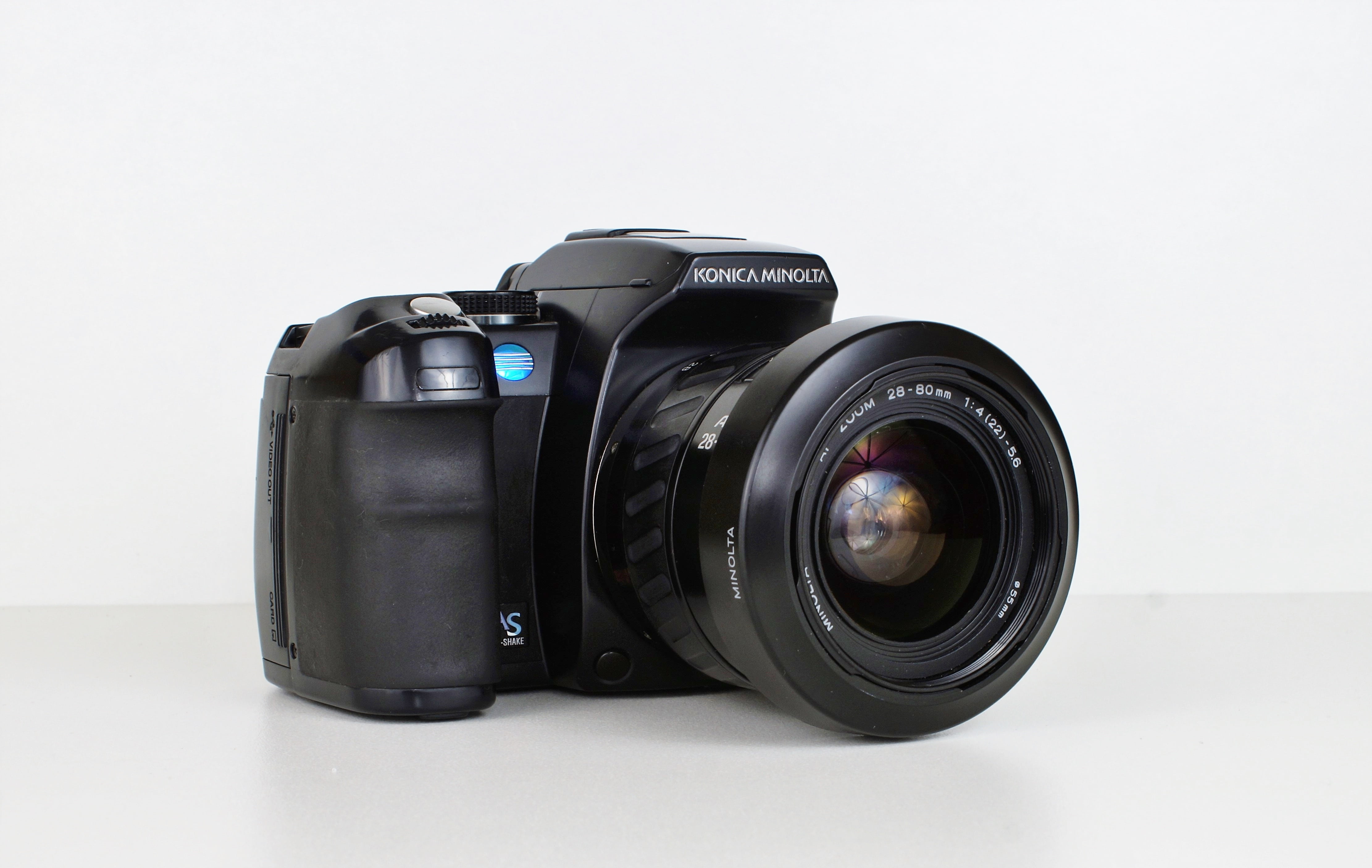 cut out, lens - eye, konica, flash light, slr camera, film industry, photography themes, business, technology, photographic equipment, old, electrical equipment, HD Wallpaper