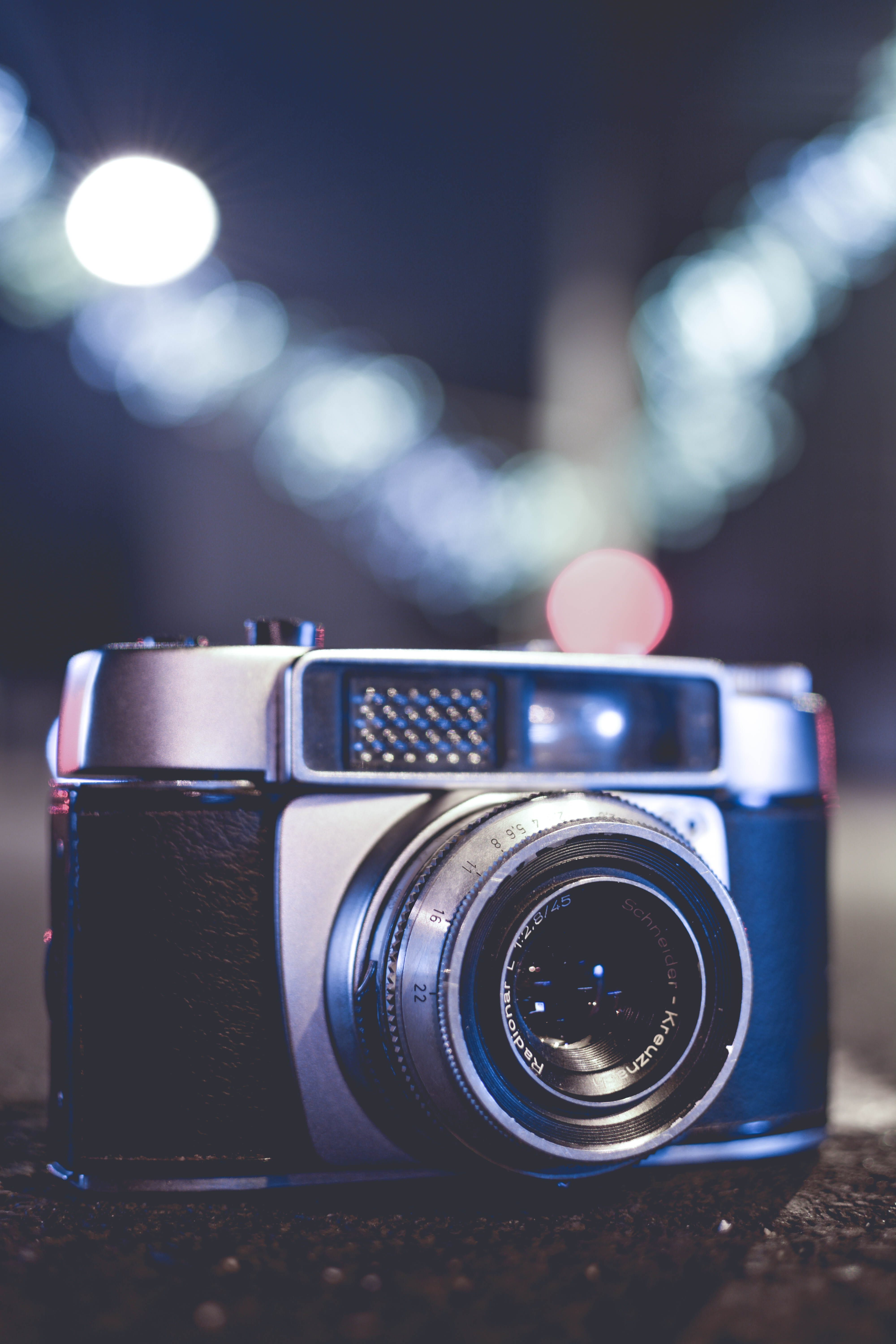 technology, holding, focus on foreground, shutter, focus, camera, photography themes, modern, sparkle, 5K, aperture, retro, camera - photographic equipment, Phone HD Wallpaper