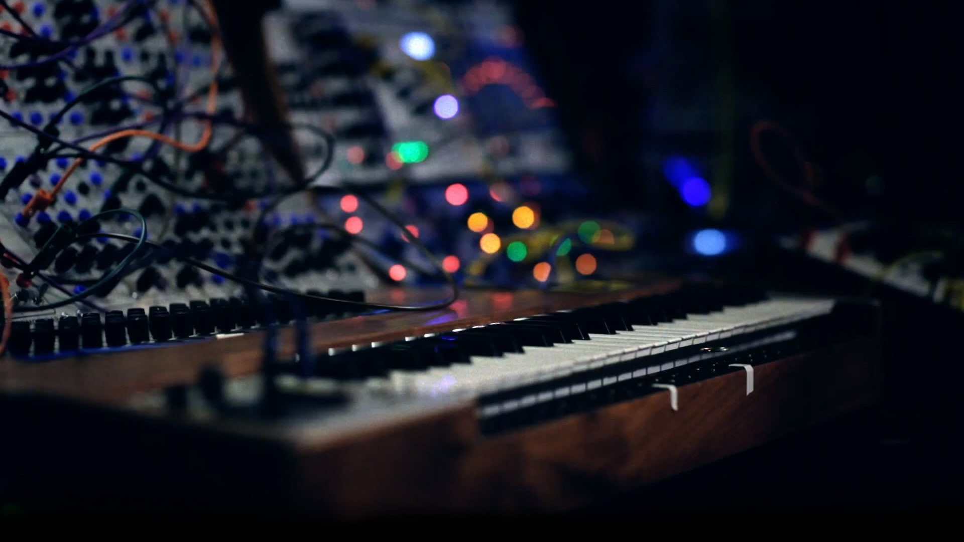 piano, dark, music, nightlife, multi colored, no people, selective focus, musical instrument, 1080P, performance, technology, night, illuminated, arts culture and entertainment, HD Wallpaper