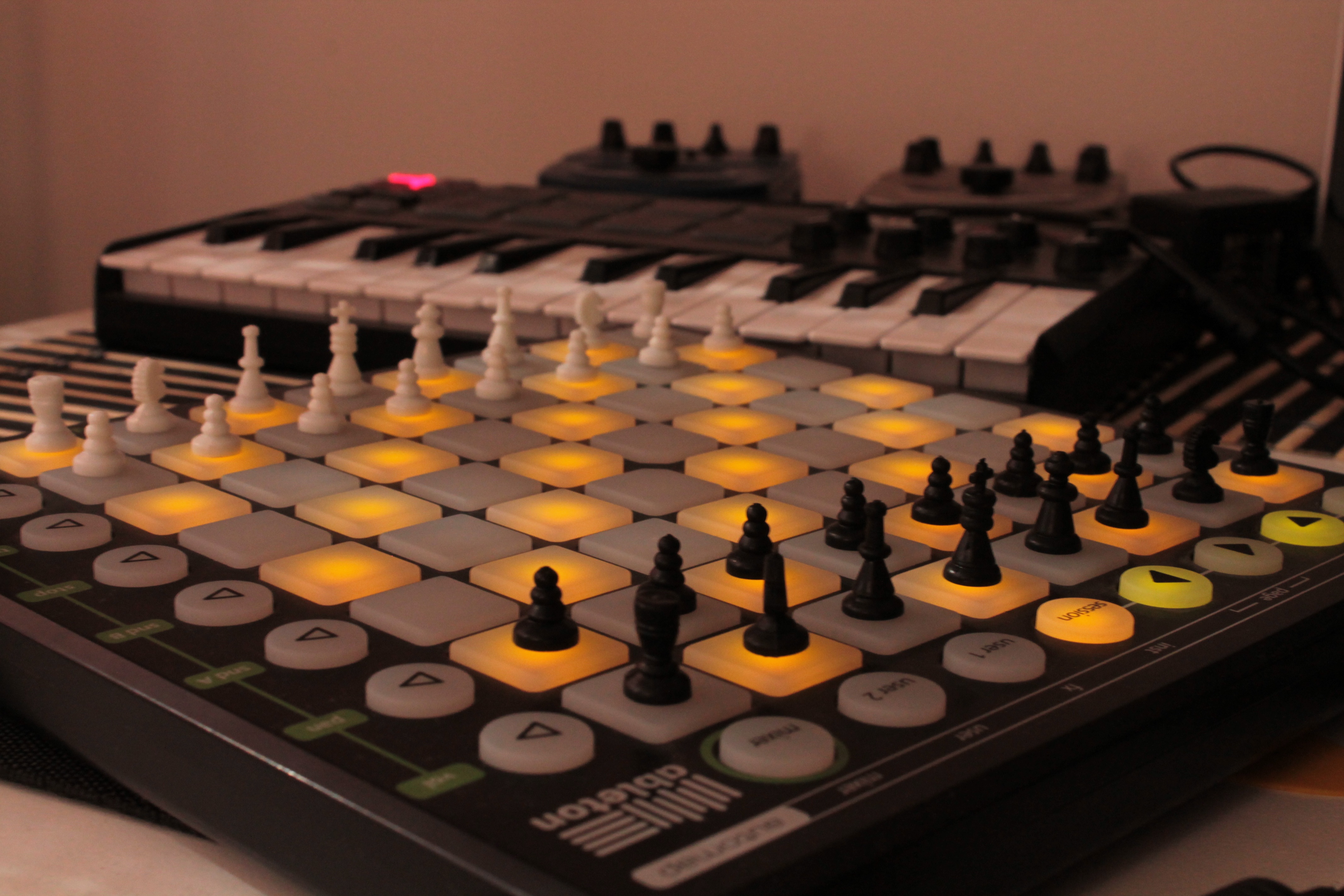 game, music, in a row, electronics, mixer, technology, no people, black color, synthesizer, audio, chess, sequencer, relaxation, arrangement, 4K, chess piece, HD Wallpaper