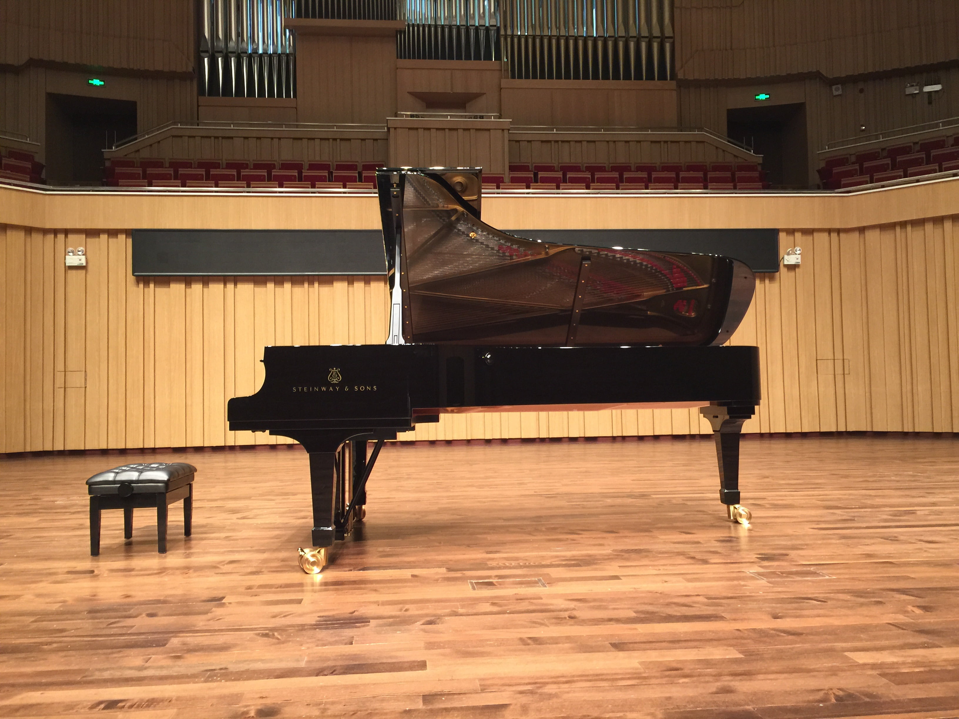 absence, keyboard, musical Instrument, no people, steinway piano, changsha concert hall, seat, piano key, flooring, hardwood floor, classical Music, musical equipment, HD Wallpaper