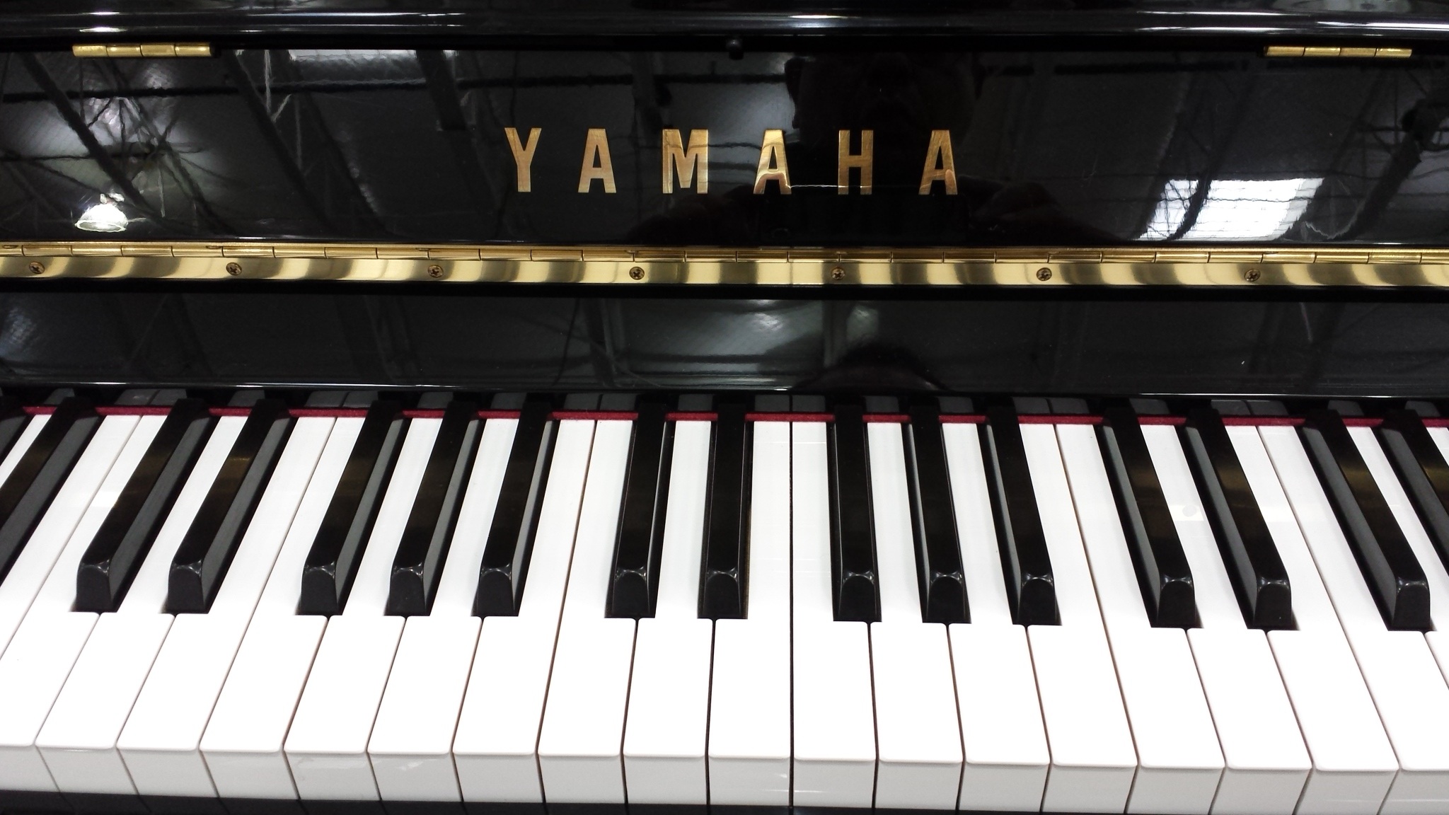 no people, piano, entertainment, black, melody, arts culture and entertainment, musical instrument, play, white color, tune, high angle view, composer, HD Wallpaper