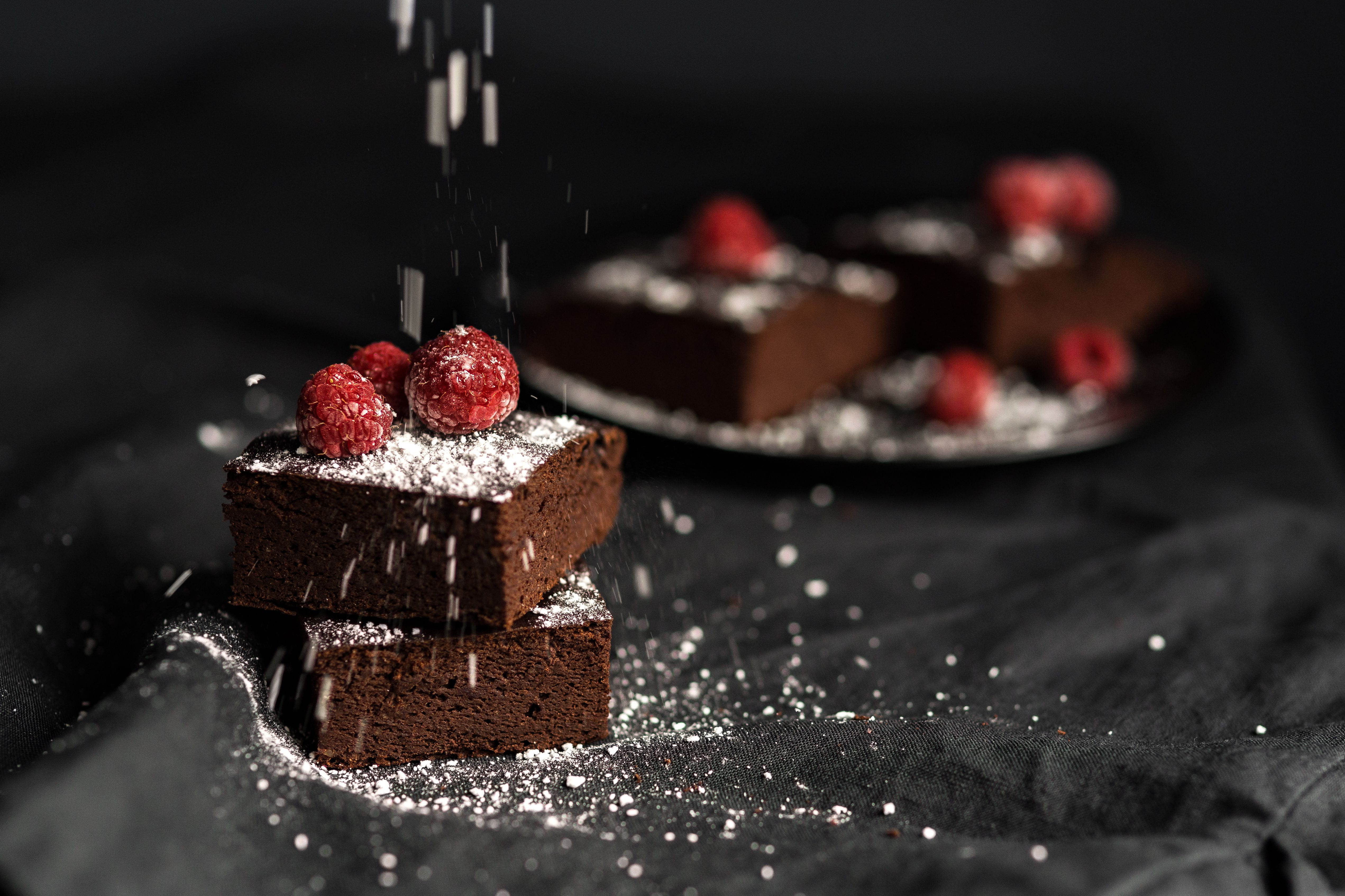 food and drink, healthy eating, cake, PEANUT BUTTER, freshness, celebration, fruitcake, sweet, GLUTEN-FREE, berry fruit, bean, indulgence, delicious, chocolate, HD Wallpaper