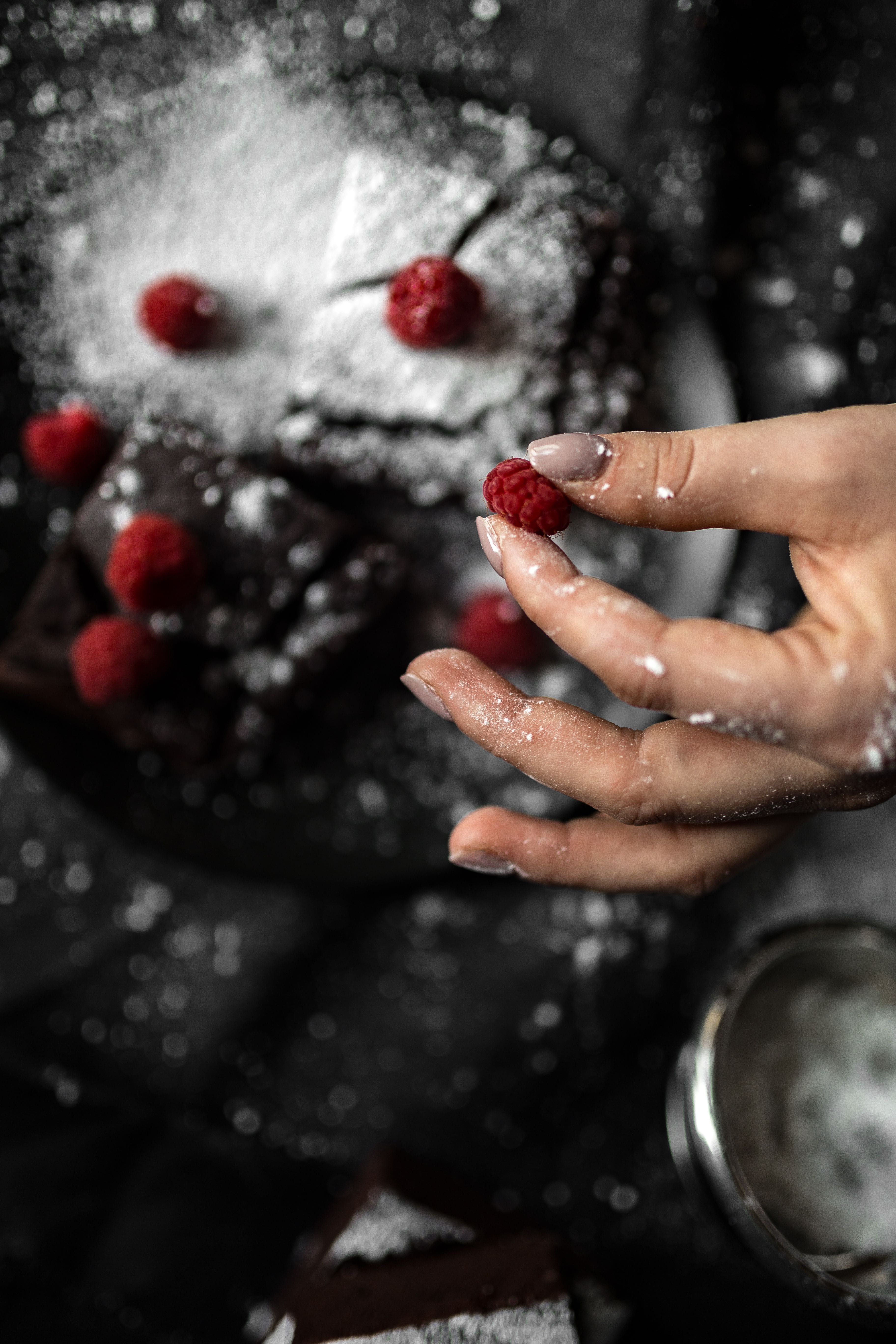 butter, women, sweet, human limb, finger, GLUTEN-FREE, delicious, red, females, food and drink, raspberries, focus on foreground, preparation, fruits, freshness, Phone HD Wallpaper