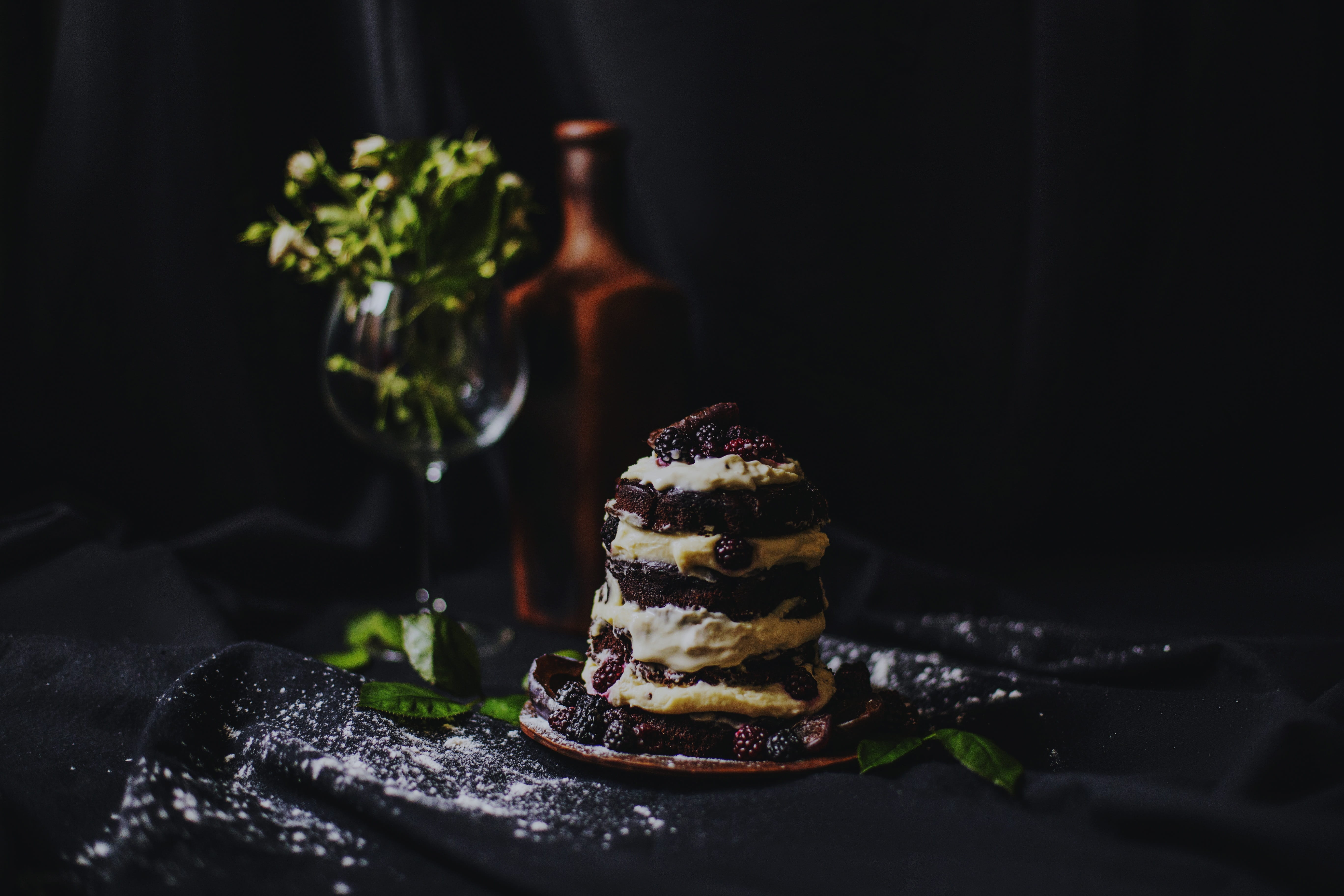 5K, chocolate cake, plate, food and drink, Cake, bottle, dark, table, glass, dessert, temptation, ready-to-eat, studio shot, gourmet, sweet food, chocolate, HD Wallpaper