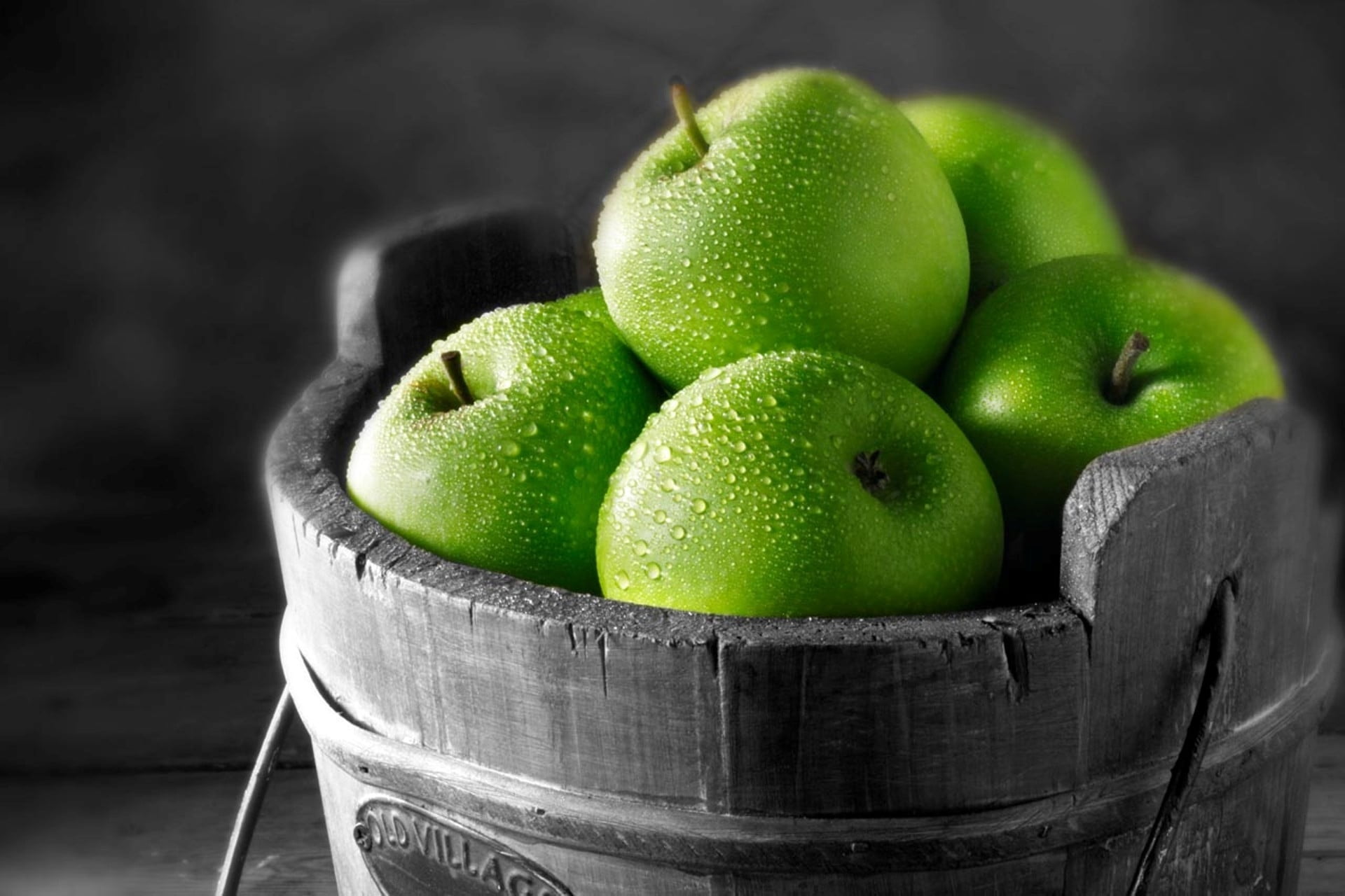 fruits, food And Drink, round, 1080P, wellbeing, container, vegetarian Food, wood - Material, apple - Fruit, gourmet, green, indoors, fruit, organic, backgrounds, HD Wallpaper
