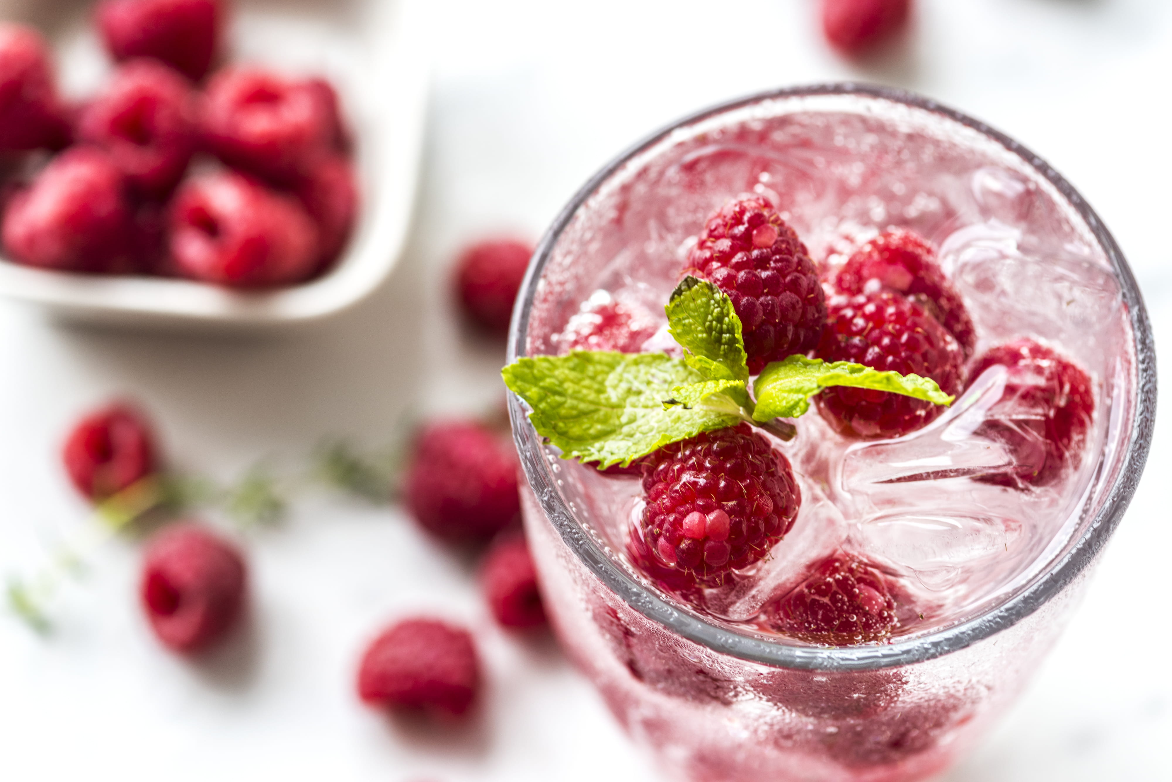mint, healthy, no people, infused water, food and drink, soda, ice, beverage, fruits, juicy, juice, drinking, berry fruit, 4K, thirsty, close-up, sparkling, HD Wallpaper