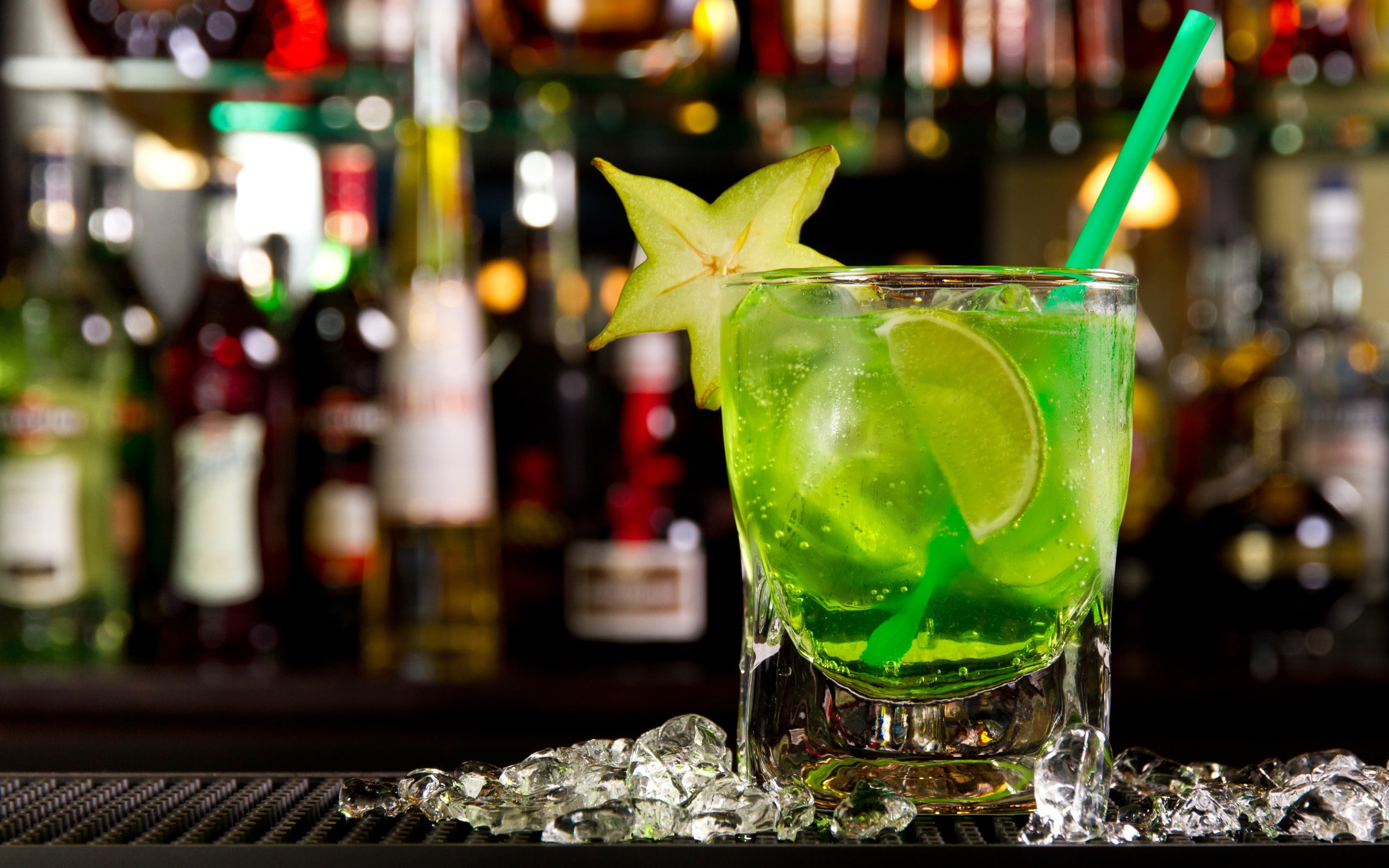 carambola, citrus, cocktail, ice, 2K, coctail, drink, glass tube, fruit, lime, HD Wallpaper