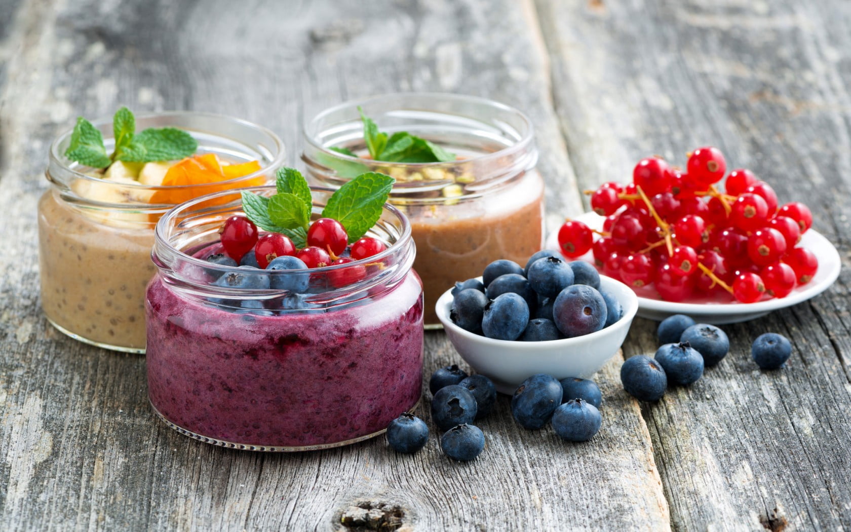 no People, dessert, blueberry, container, refreshment, mint Leaf - Culinary, ripe, 720P, granola, bowl, healthy Eating, glass, blueberries, meal, green Color, HD Wallpaper