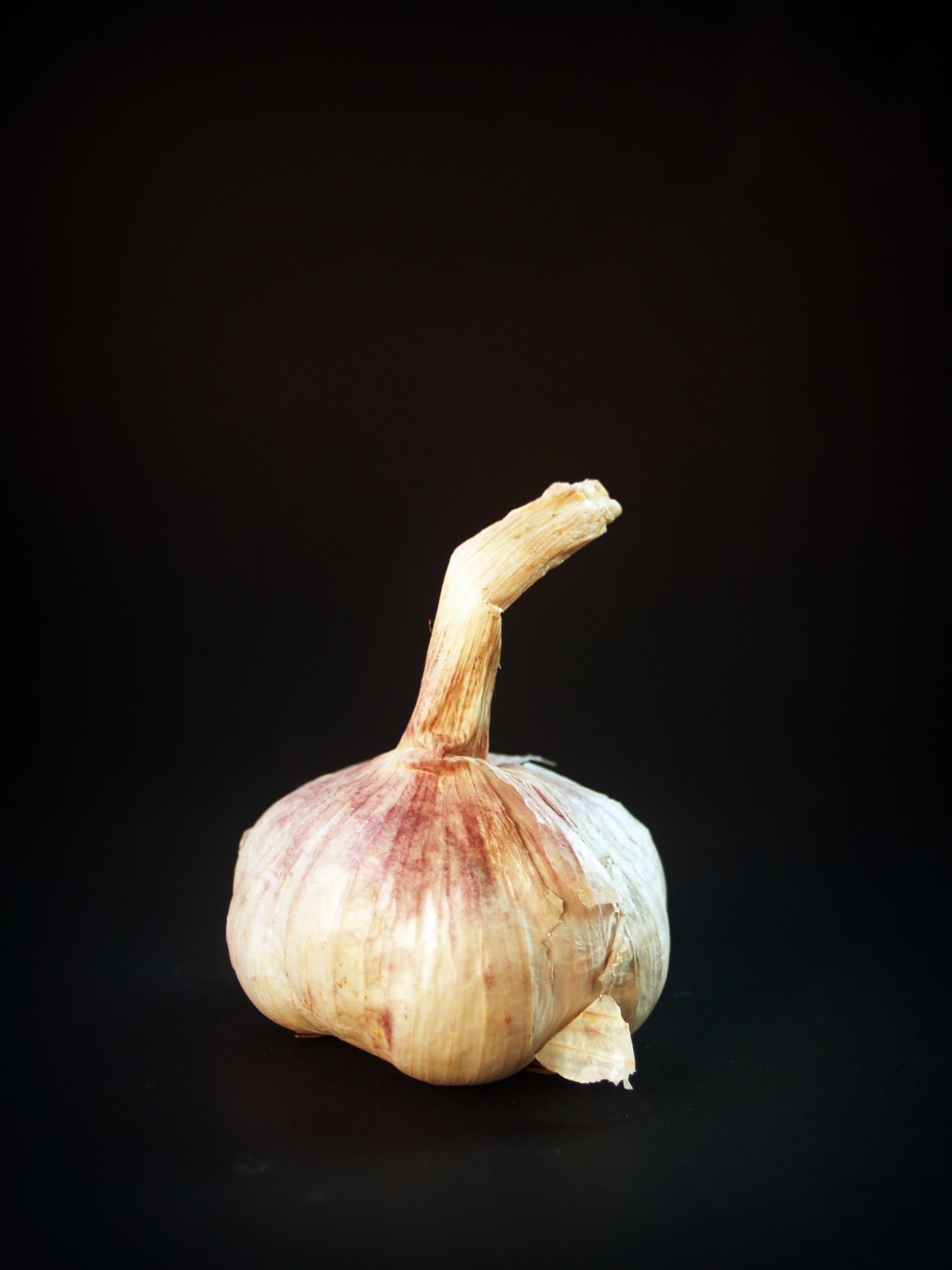 cut out, vegetable, ripe, spicy, black background, garlic clove, single object, leaf, Clove, White, vitamins, fresh, indoors, flavor, copy space, isolated, Phone HD Wallpaper